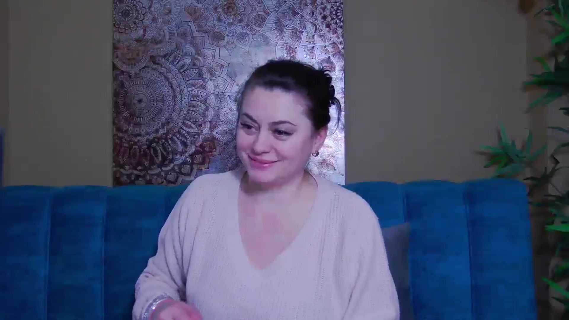 Gallery image thumbnail from ForeverChic's myfreecams stream on, 02/26/2026, 11:32 image 3 of 20
