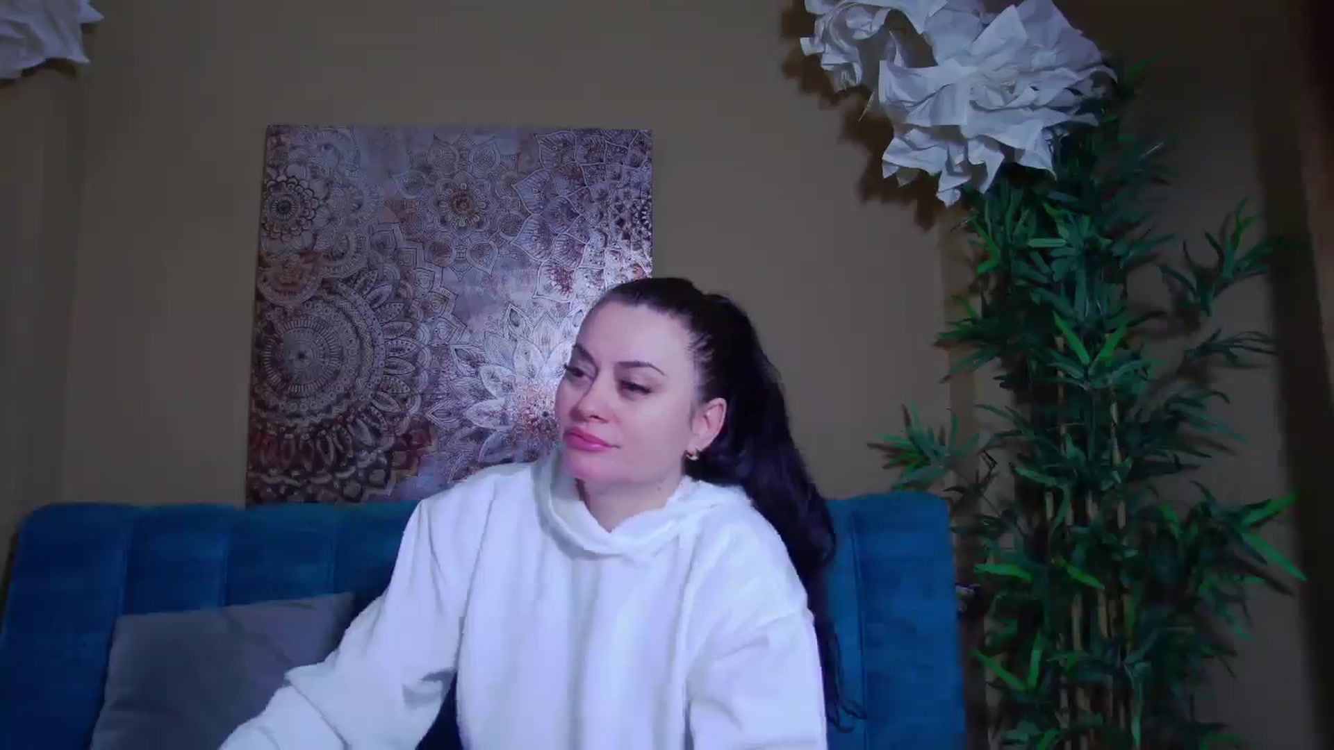 Gallery image thumbnail from ForeverChic's myfreecams stream on, 02/27/2026, 15:35 image 14 of 20