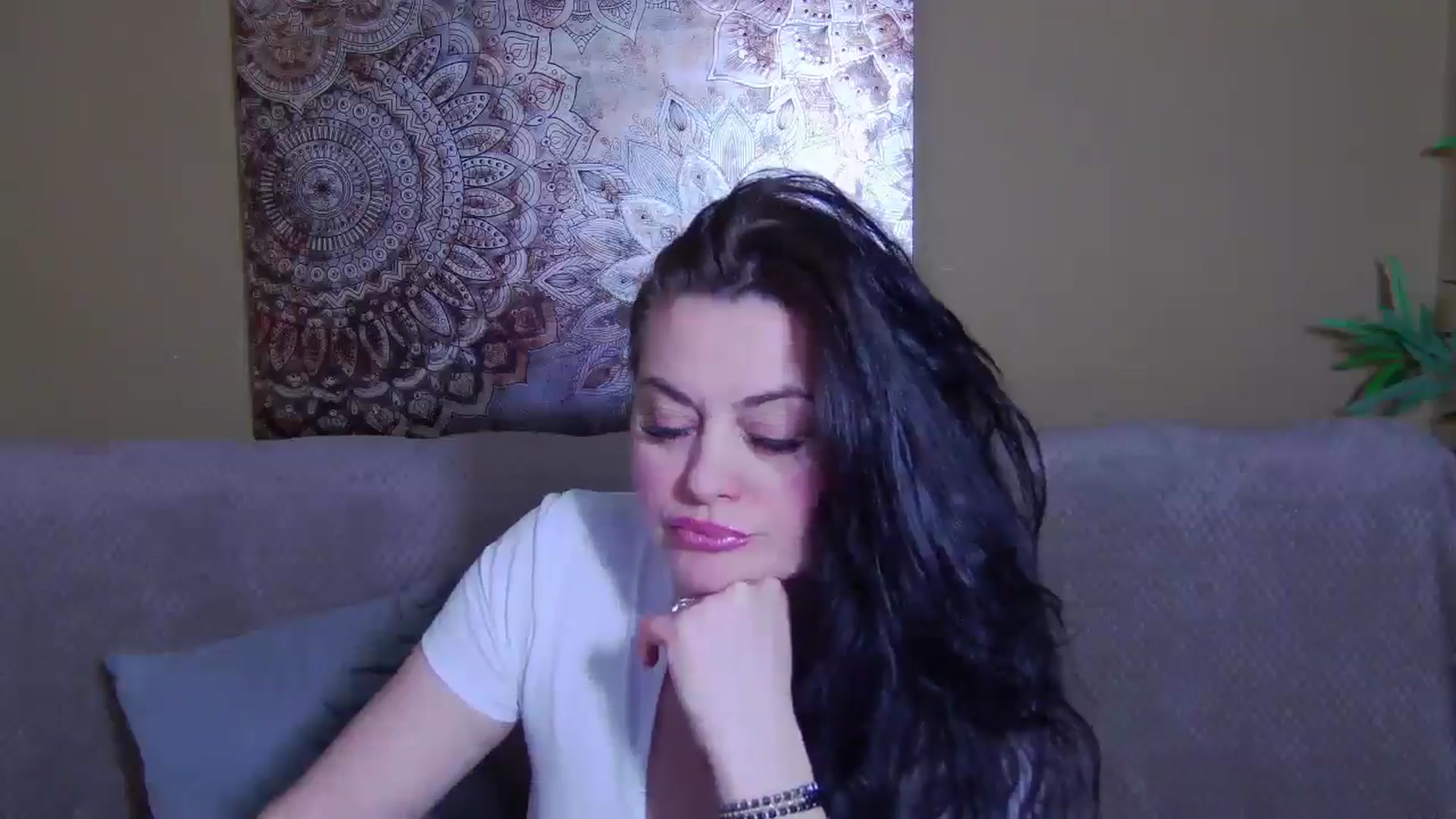 Gallery image thumbnail from ForeverChic's myfreecams stream on, 03/04/2026, 14:22 image 8 of 20