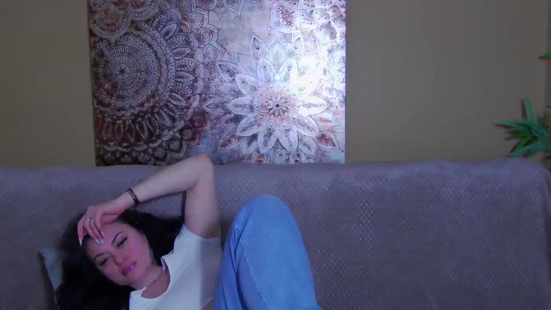 Gallery image thumbnail from ForeverChic's myfreecams stream on, 03/04/2026, 14:22 image 6 of 20
