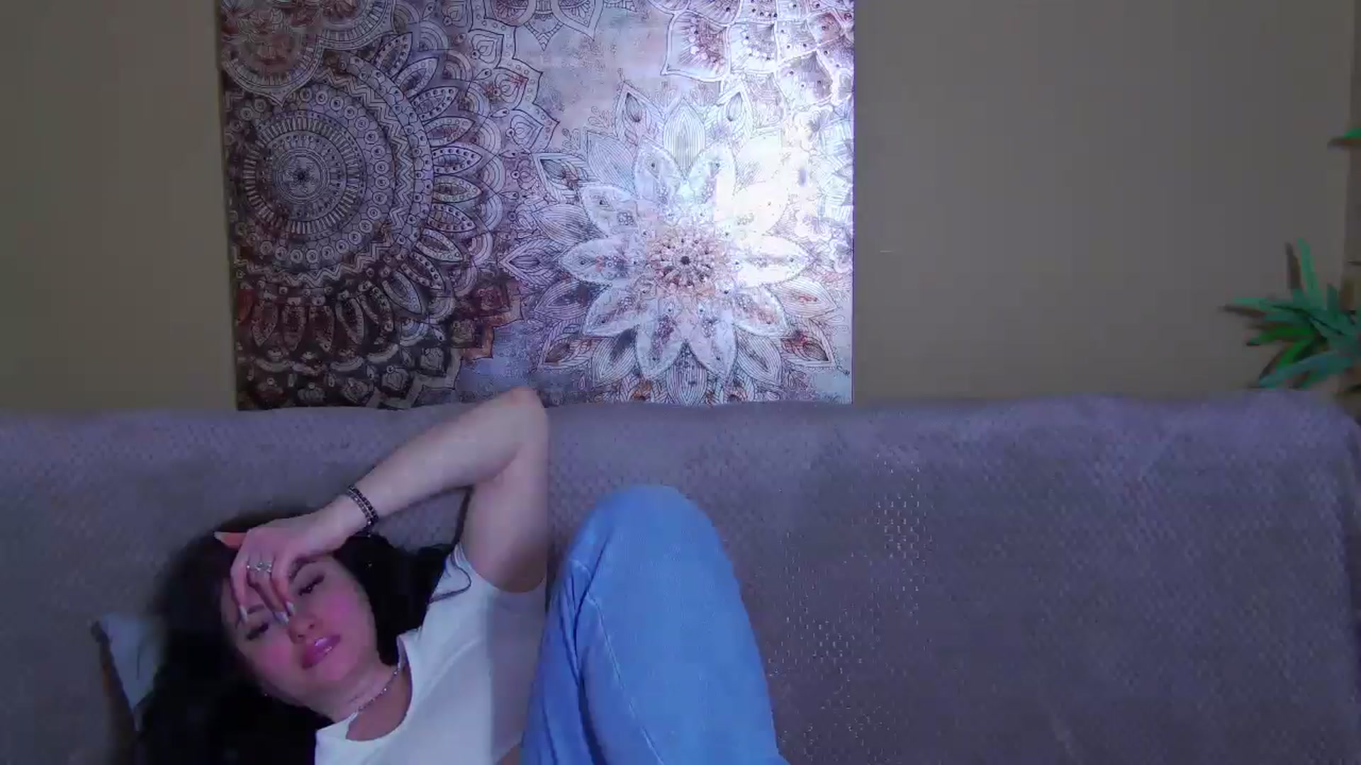 Gallery image thumbnail from ForeverChic's myfreecams stream on, 03/04/2026, 14:22 image 7 of 20