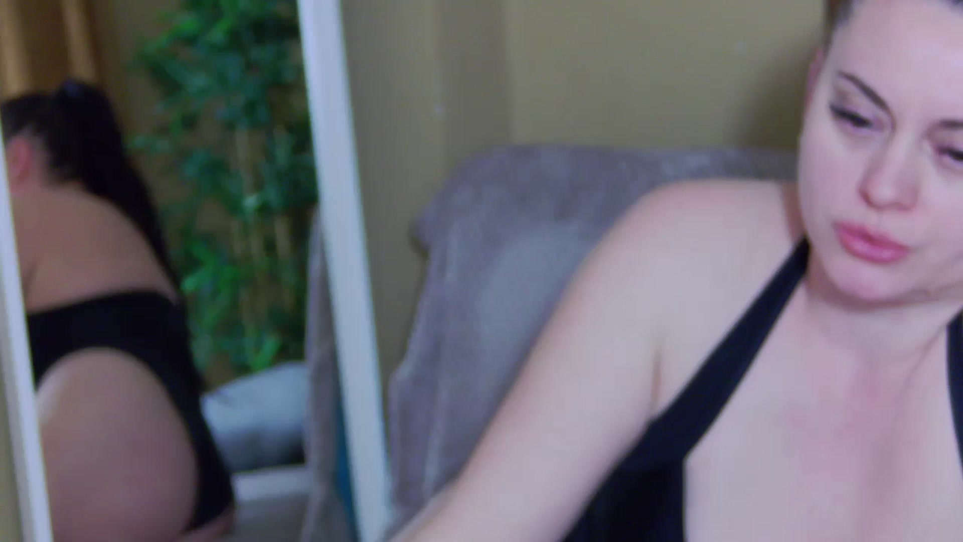 Gallery image thumbnail from ForeverChic's myfreecams stream on, 03/06/2026, 15:10 image 19 of 20