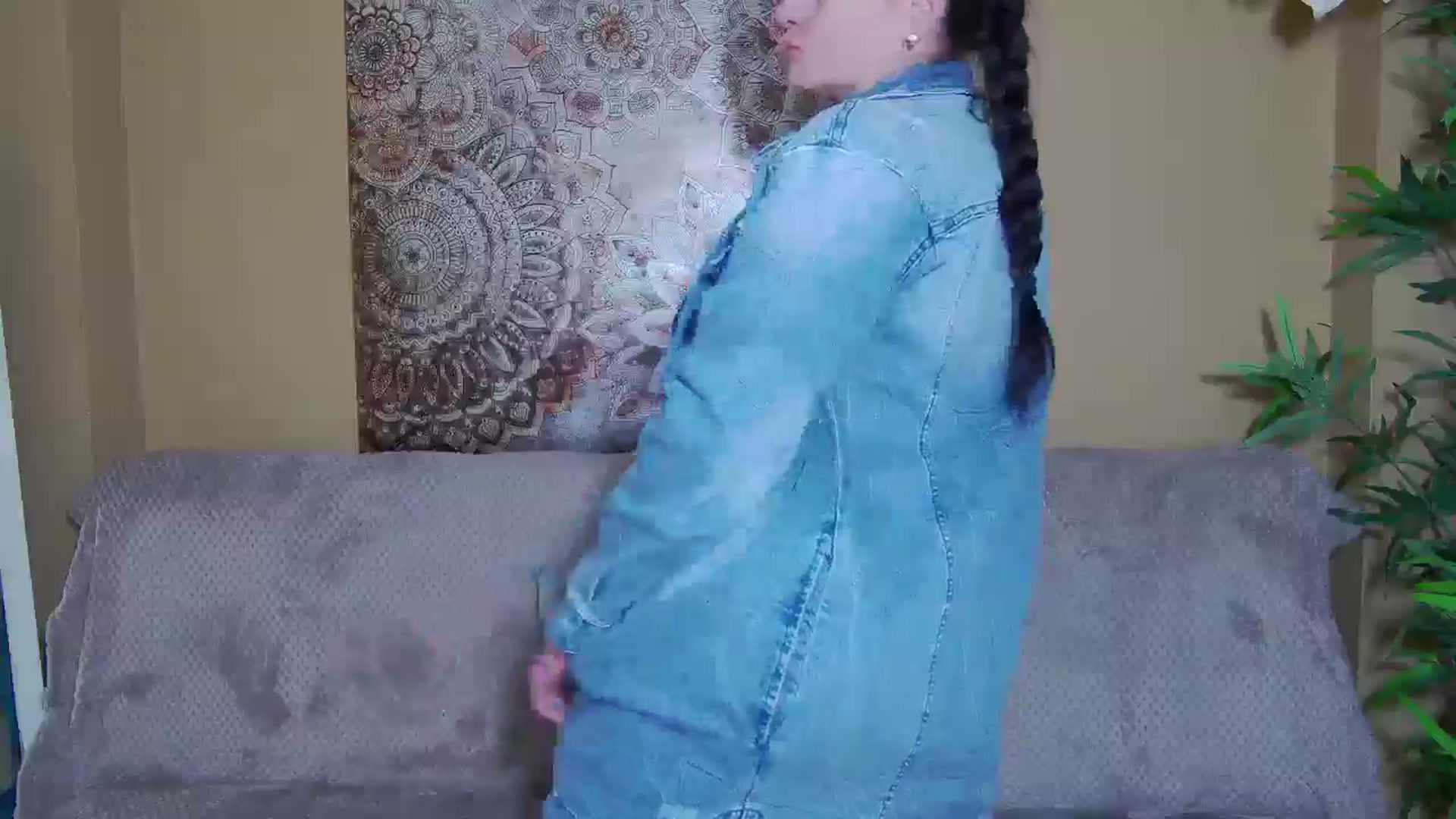 Gallery image thumbnail from ForeverChic's myfreecams stream on, 03/06/2026, 17:49 image 13 of 20