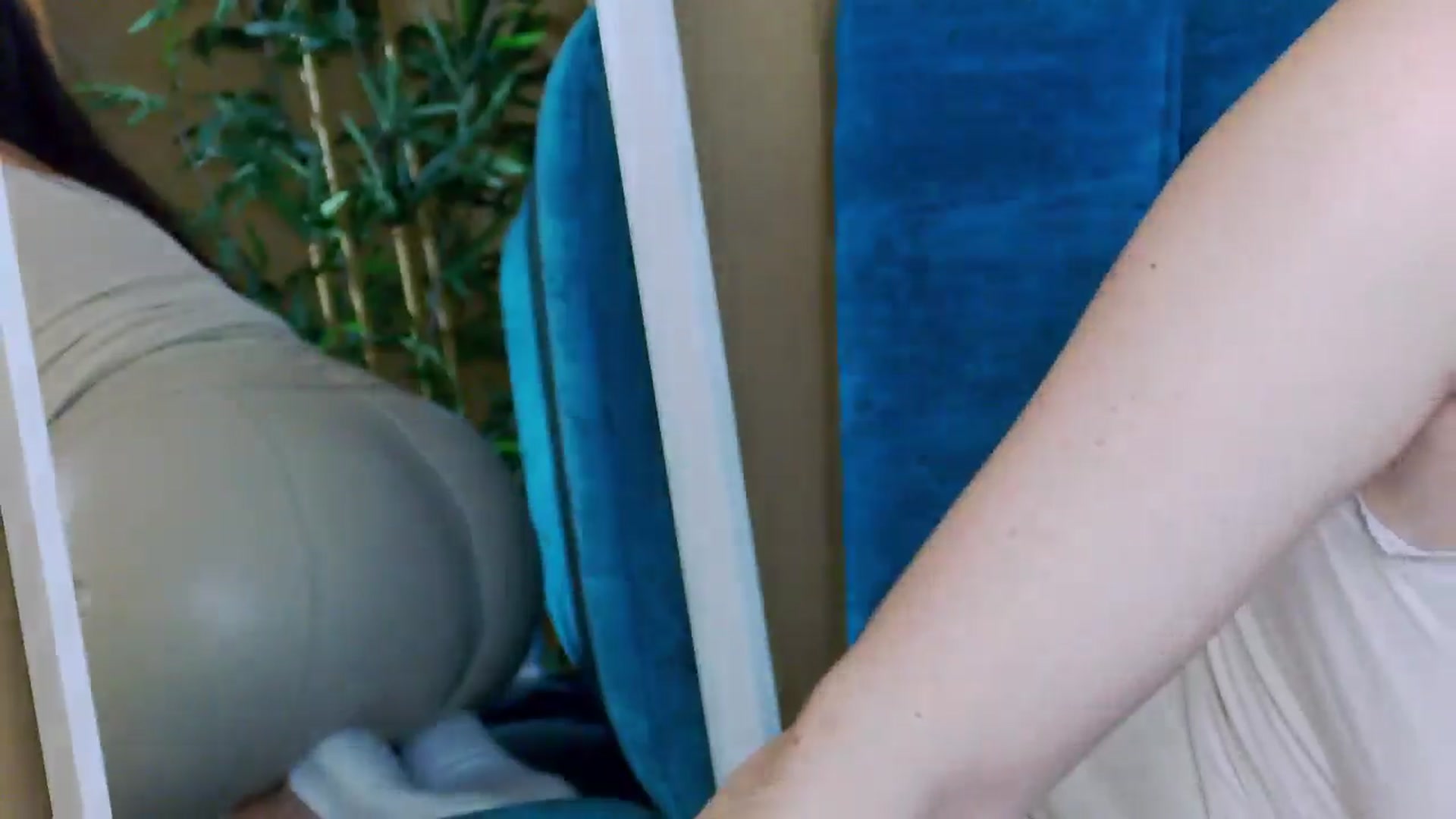 Gallery image thumbnail from ForeverChic's myfreecams stream on, 03/10/2026, 15:41 image 9 of 20