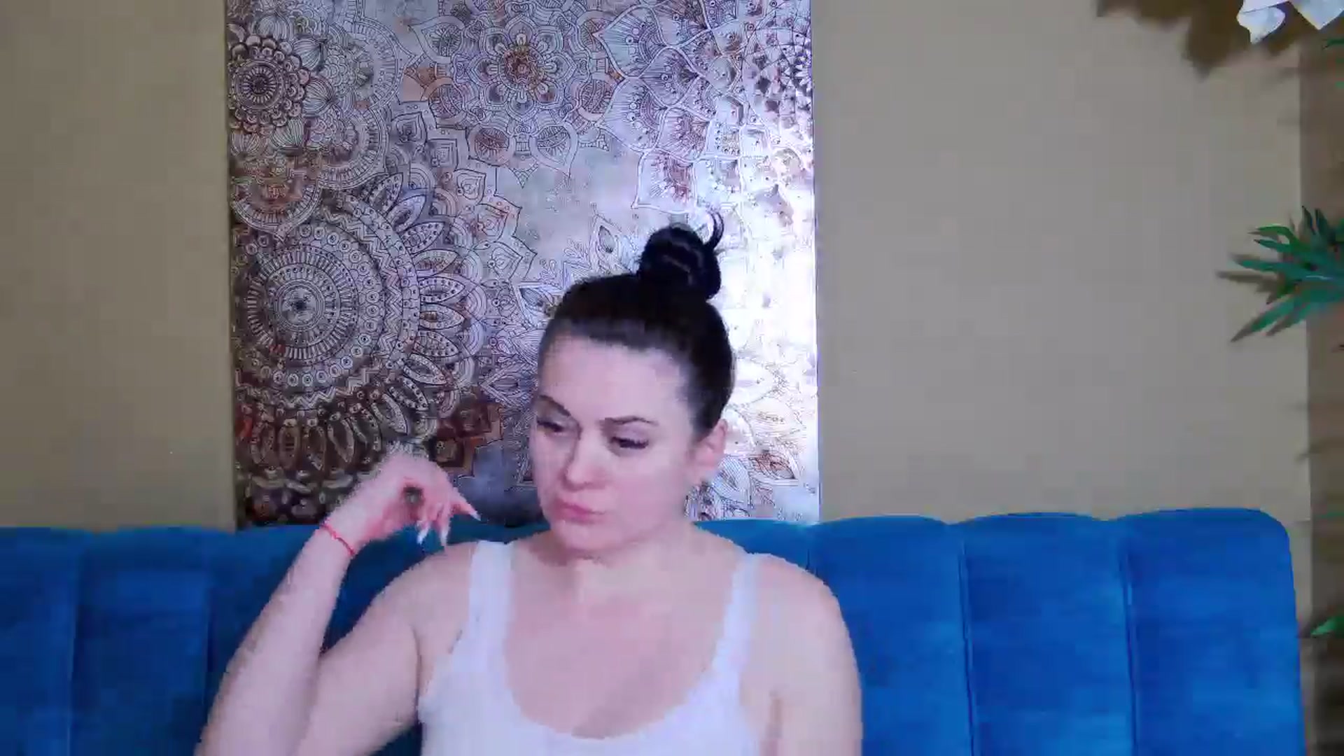 Gallery image thumbnail from ForeverChic's myfreecams stream on, 03/10/2026, 17:51 image 17 of 20
