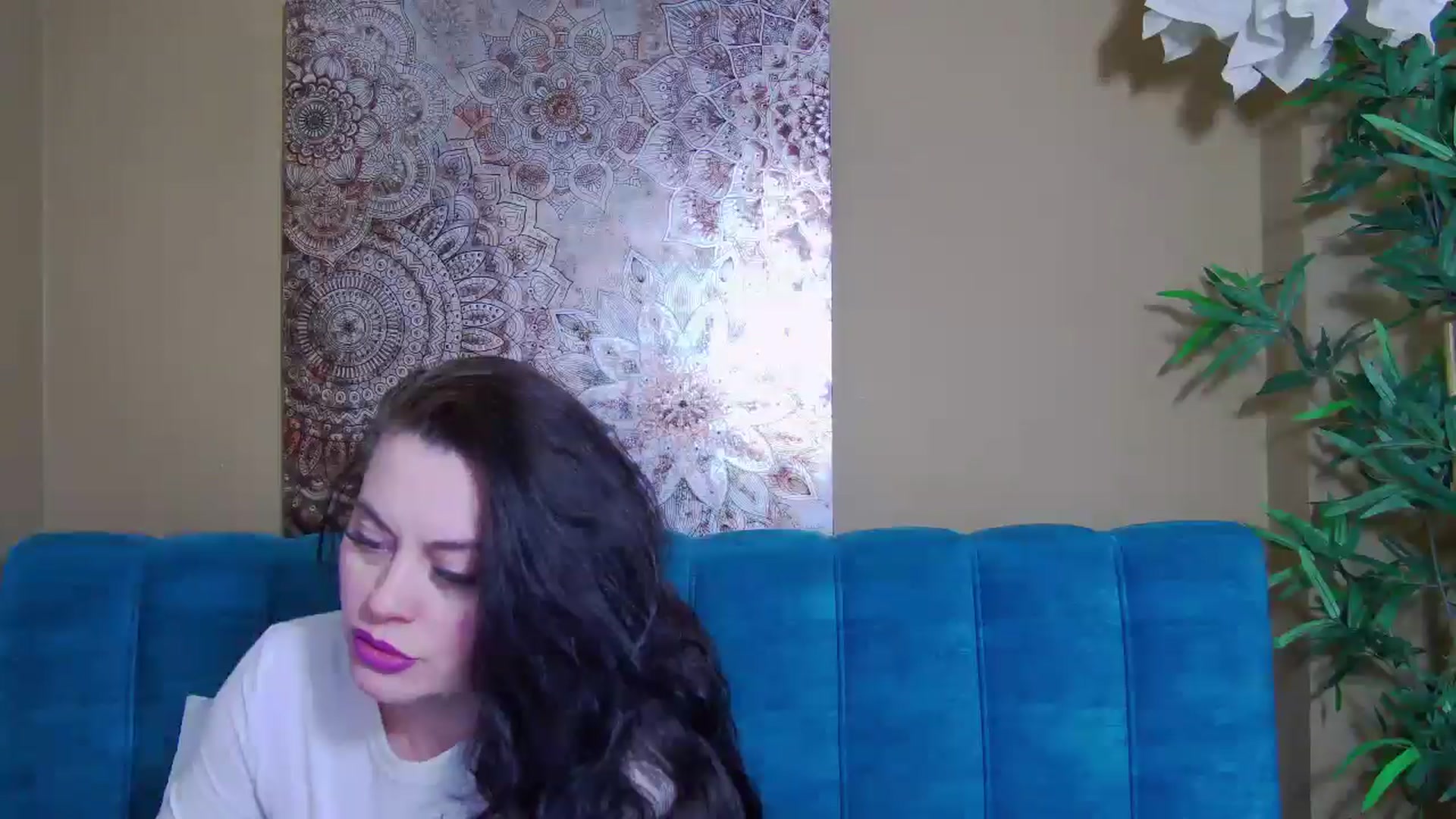 Gallery image thumbnail from ForeverChic's myfreecams stream on, 03/12/2026, 10:38 image 17 of 20