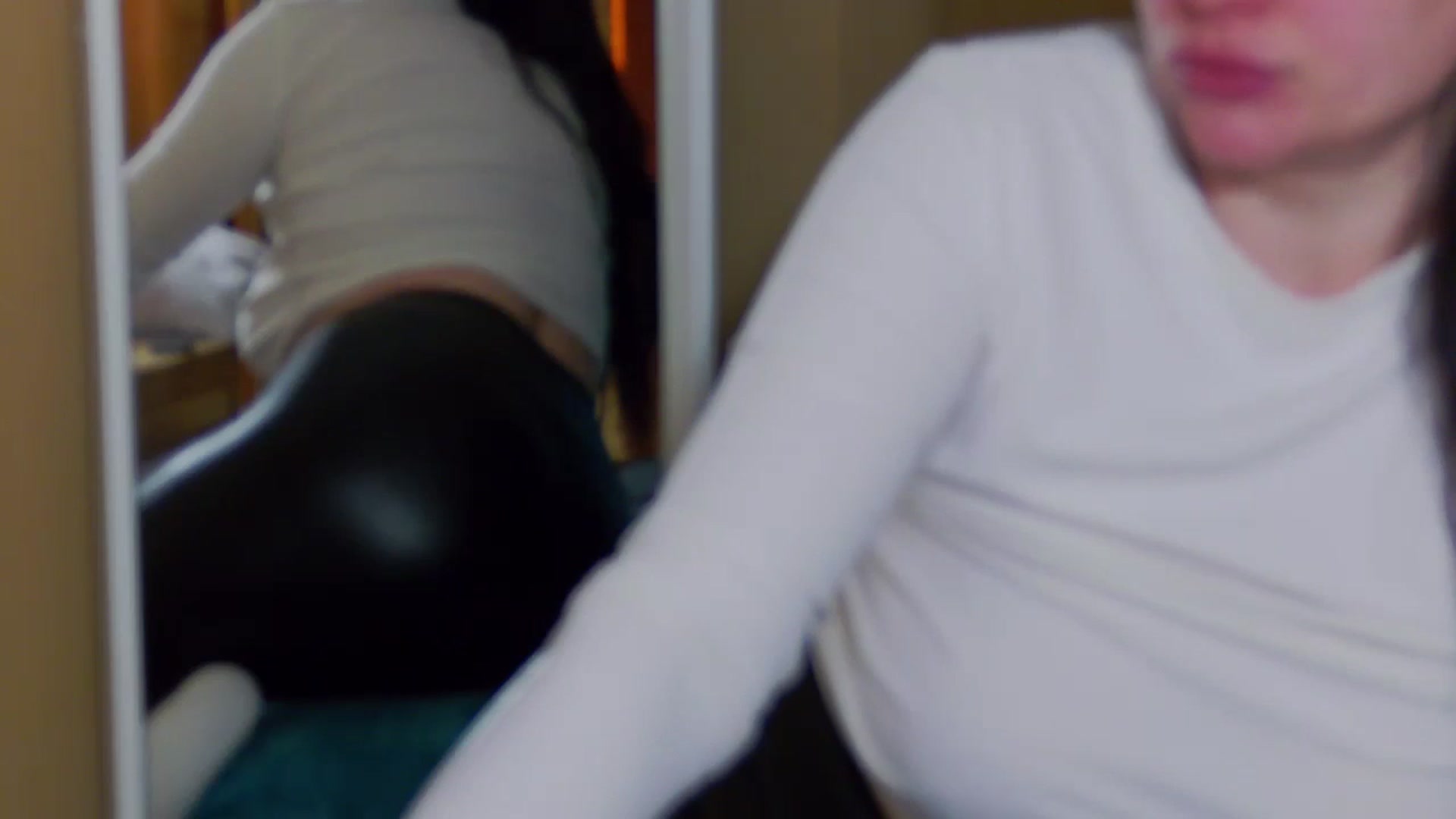 Gallery image thumbnail from ForeverChic's myfreecams stream on, 03/12/2026, 14:14 image 13 of 20