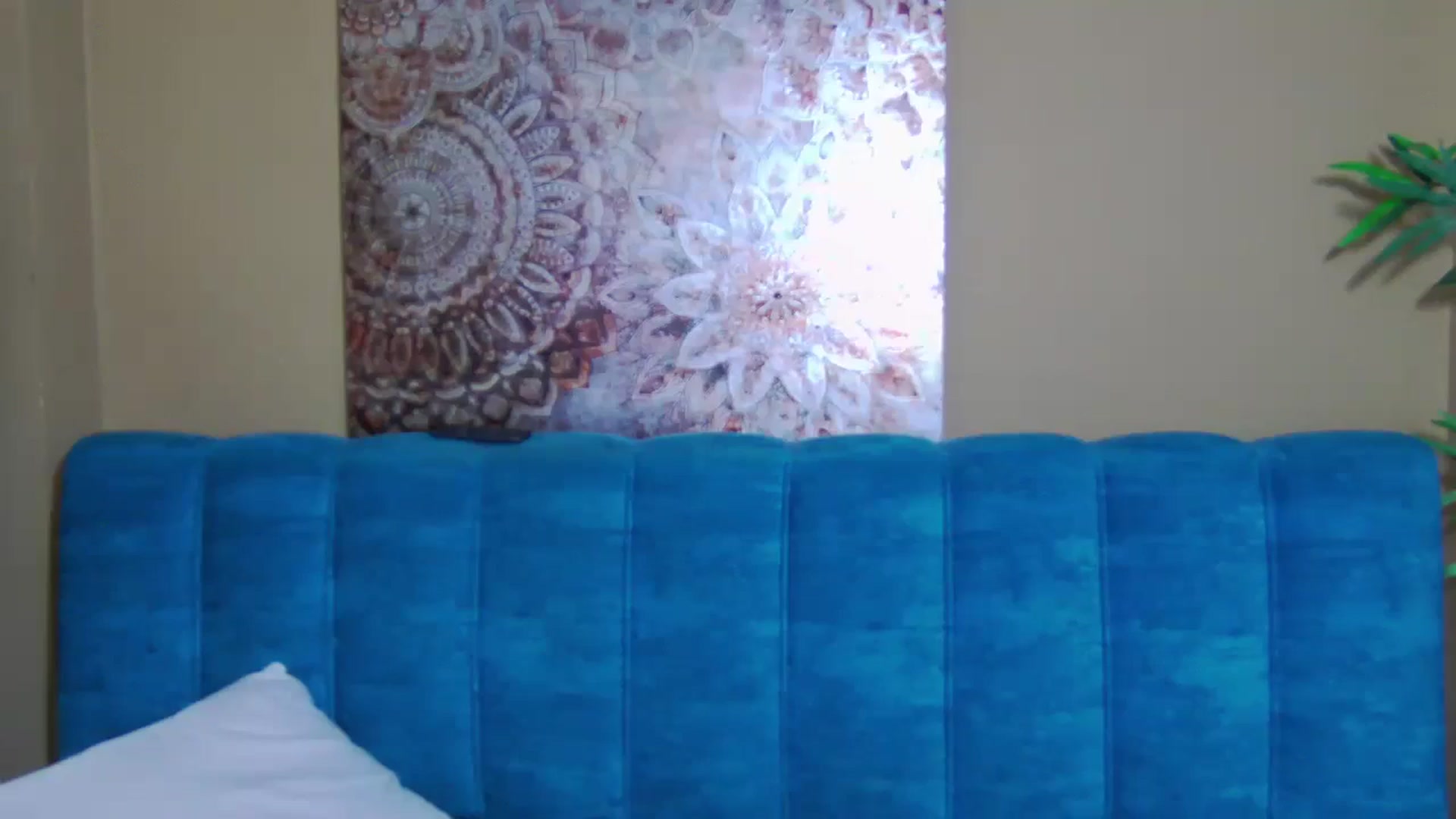 Gallery image thumbnail from ForeverChic's myfreecams stream on, 03/12/2026, 17:00 image 7 of 20