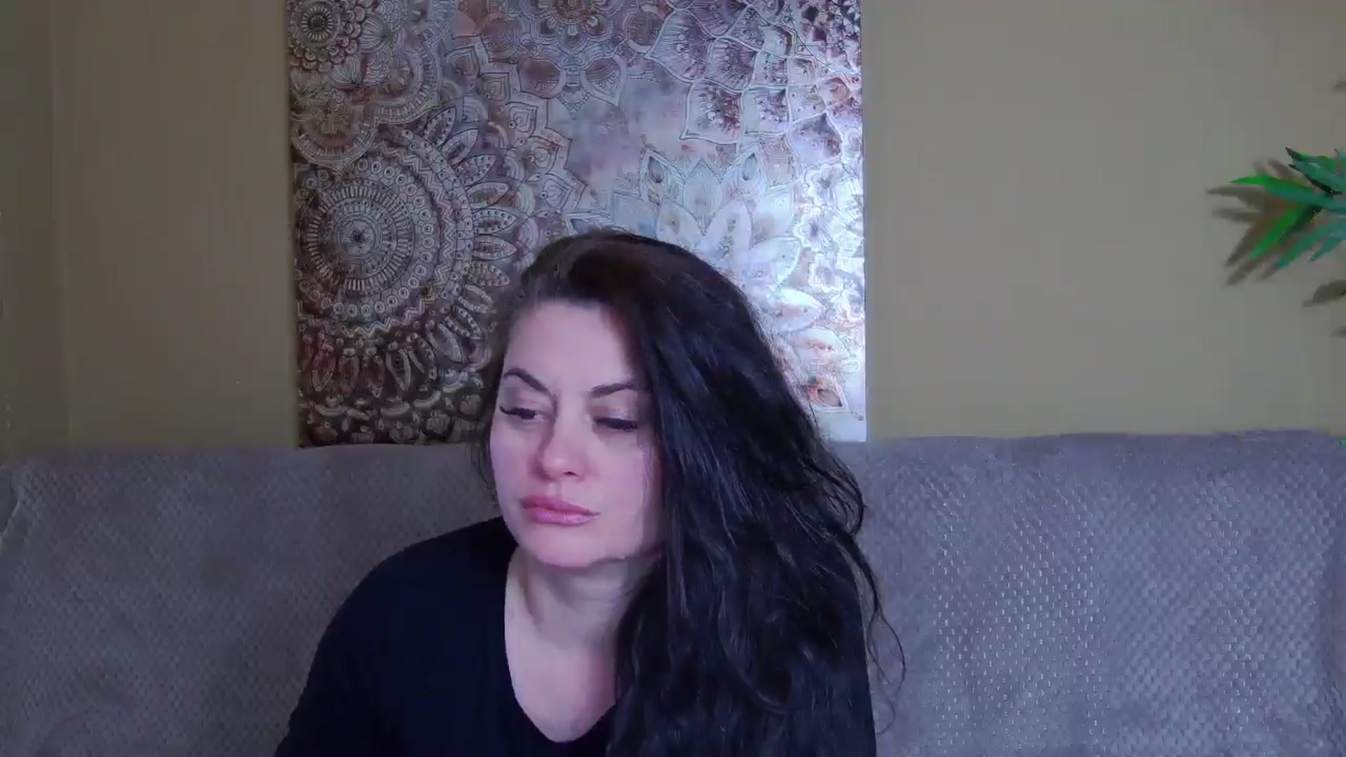 Gallery image thumbnail from ForeverChic's myfreecams stream on, 03/18/2026, 13:01 image 11 of 20