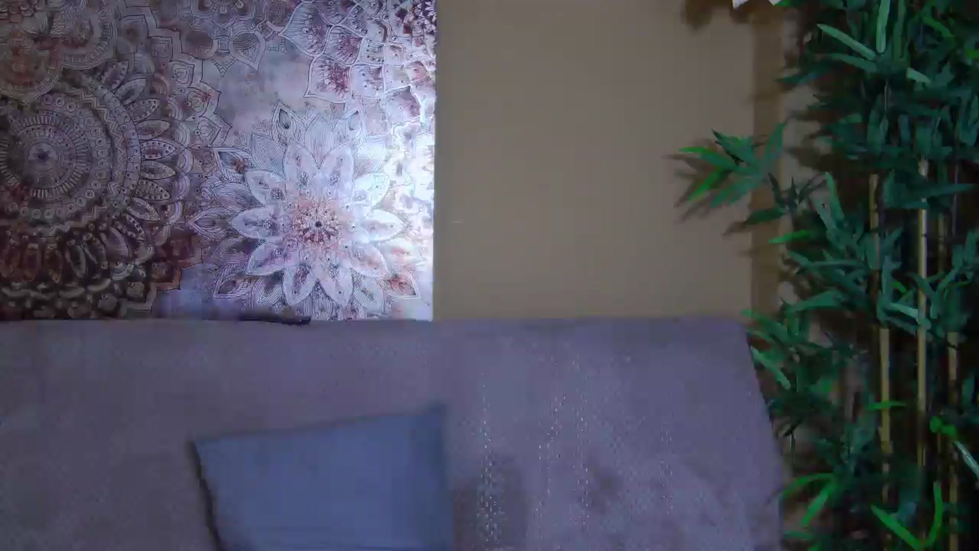 Gallery image thumbnail from ForeverChic's myfreecams stream on, 03/18/2026, 16:28 image 13 of 20