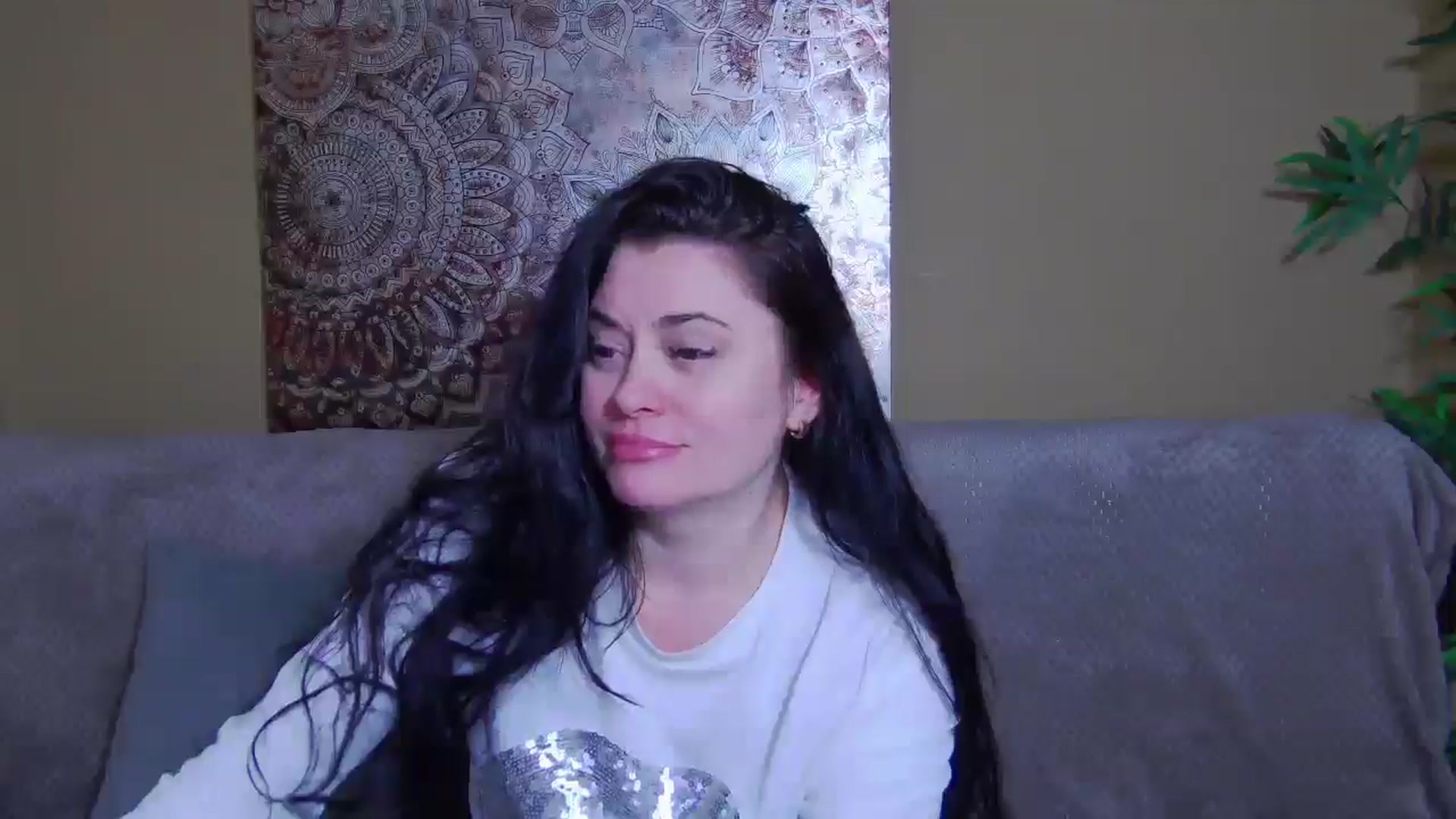 Gallery image thumbnail from ForeverChic's myfreecams stream on, 03/23/2026, 13:09 image 17 of 20