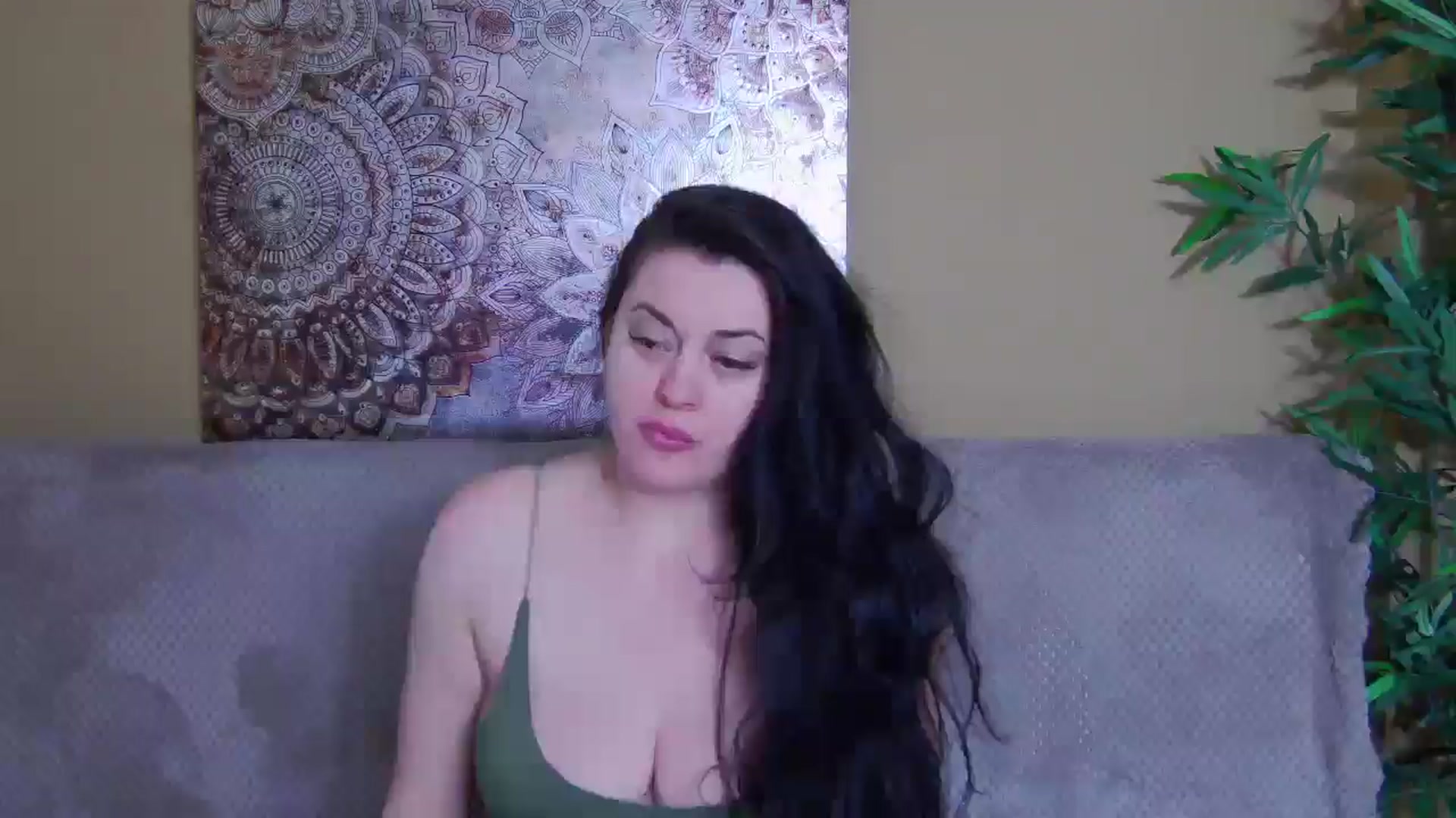 Gallery image thumbnail from ForeverChic's myfreecams stream on, 03/25/2026, 15:47 image 10 of 20