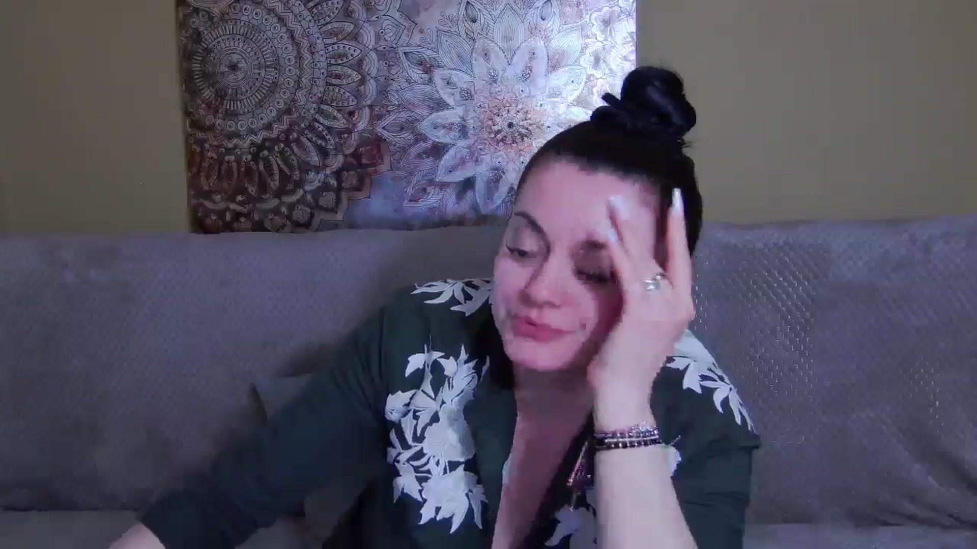 Gallery image thumbnail from ForeverChic's myfreecams stream on, 03/26/2026, 17:00 image 19 of 20