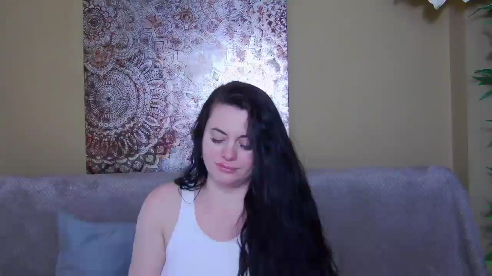 Gallery image thumbnail from ForeverChic's myfreecams stream on, 03/27/2026, 13:33 image 10 of 20