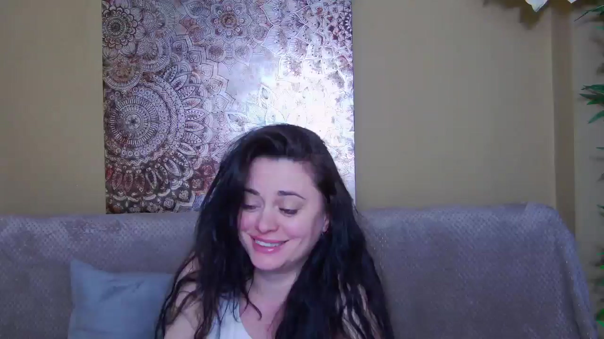 Gallery image thumbnail from ForeverChic's myfreecams stream on, 03/27/2026, 13:33 image 12 of 20