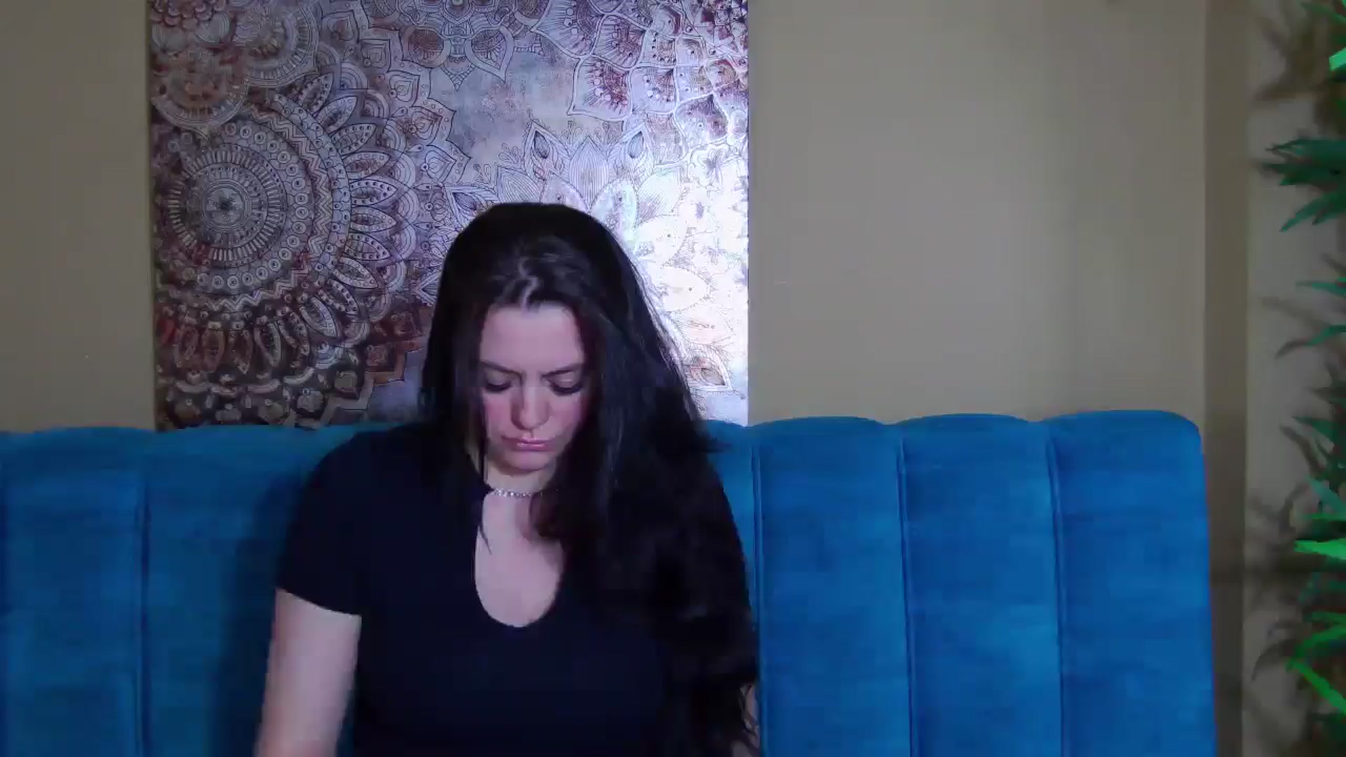 Gallery image thumbnail from ForeverChic's myfreecams stream on, 04/01/2026, 12:19 image 8 of 20