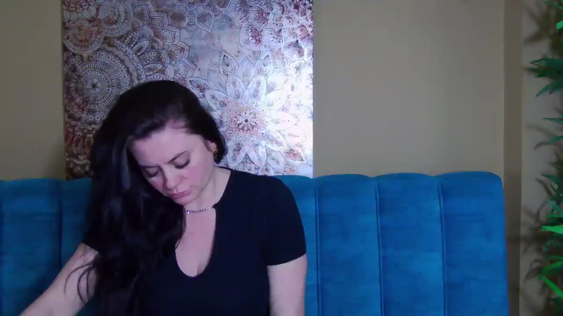 Gallery image thumbnail from ForeverChic's myfreecams stream on, 04/01/2026, 12:19 image 5 of 20
