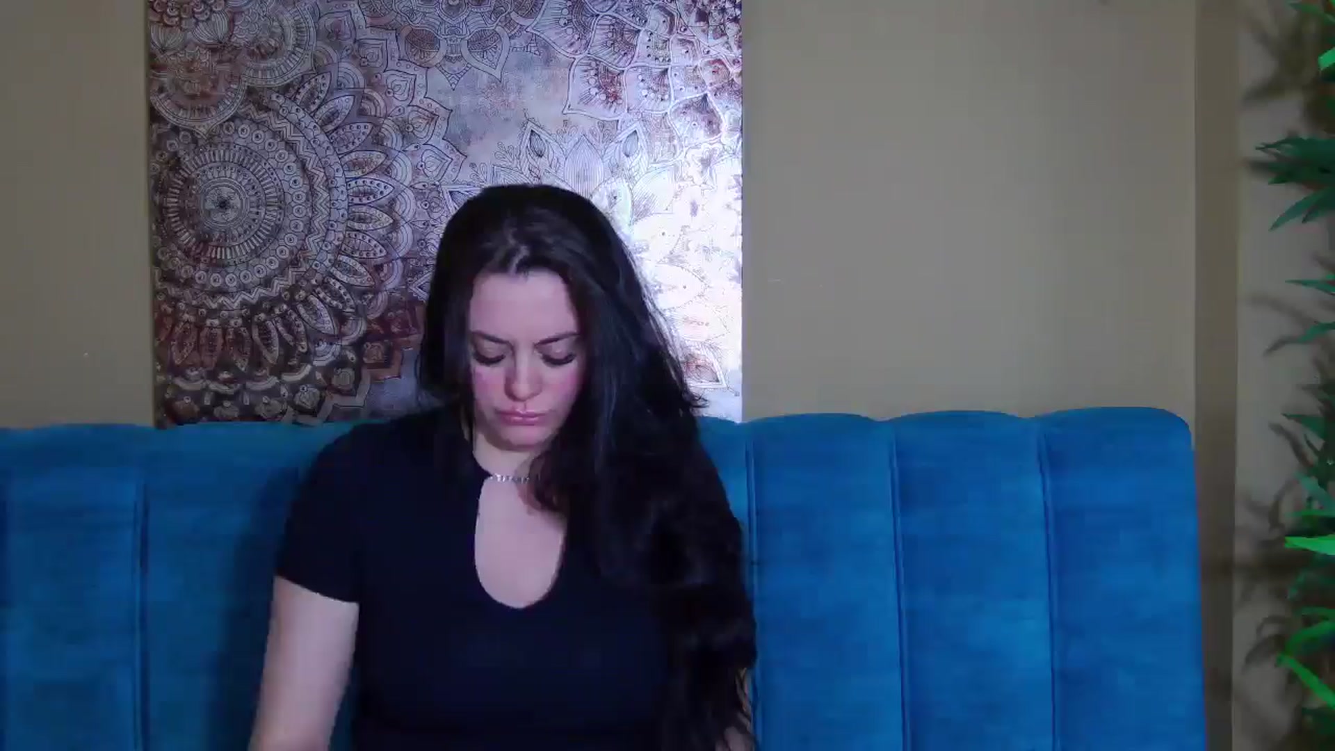 Gallery image thumbnail from ForeverChic's myfreecams stream on, 04/01/2026, 12:19 image 7 of 20