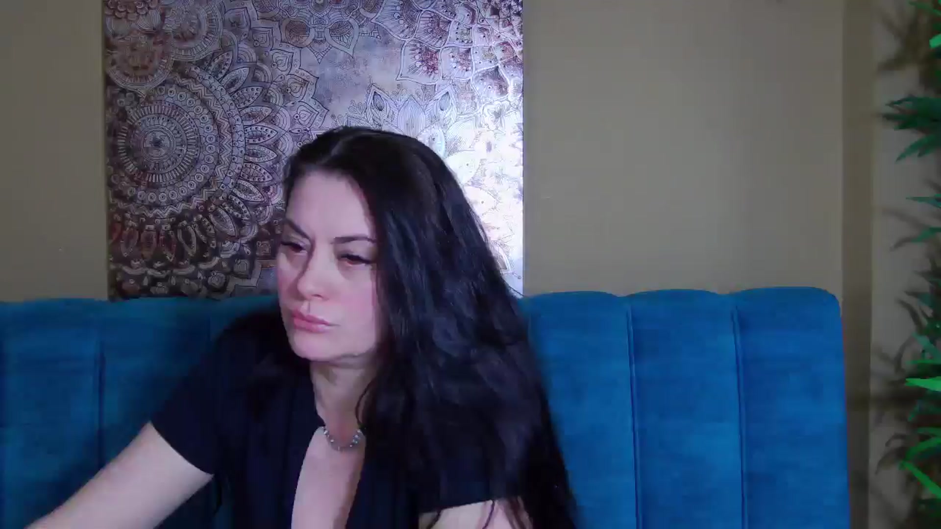 Gallery image thumbnail from ForeverChic's myfreecams stream on, 04/01/2026, 12:19 image 1 of 20