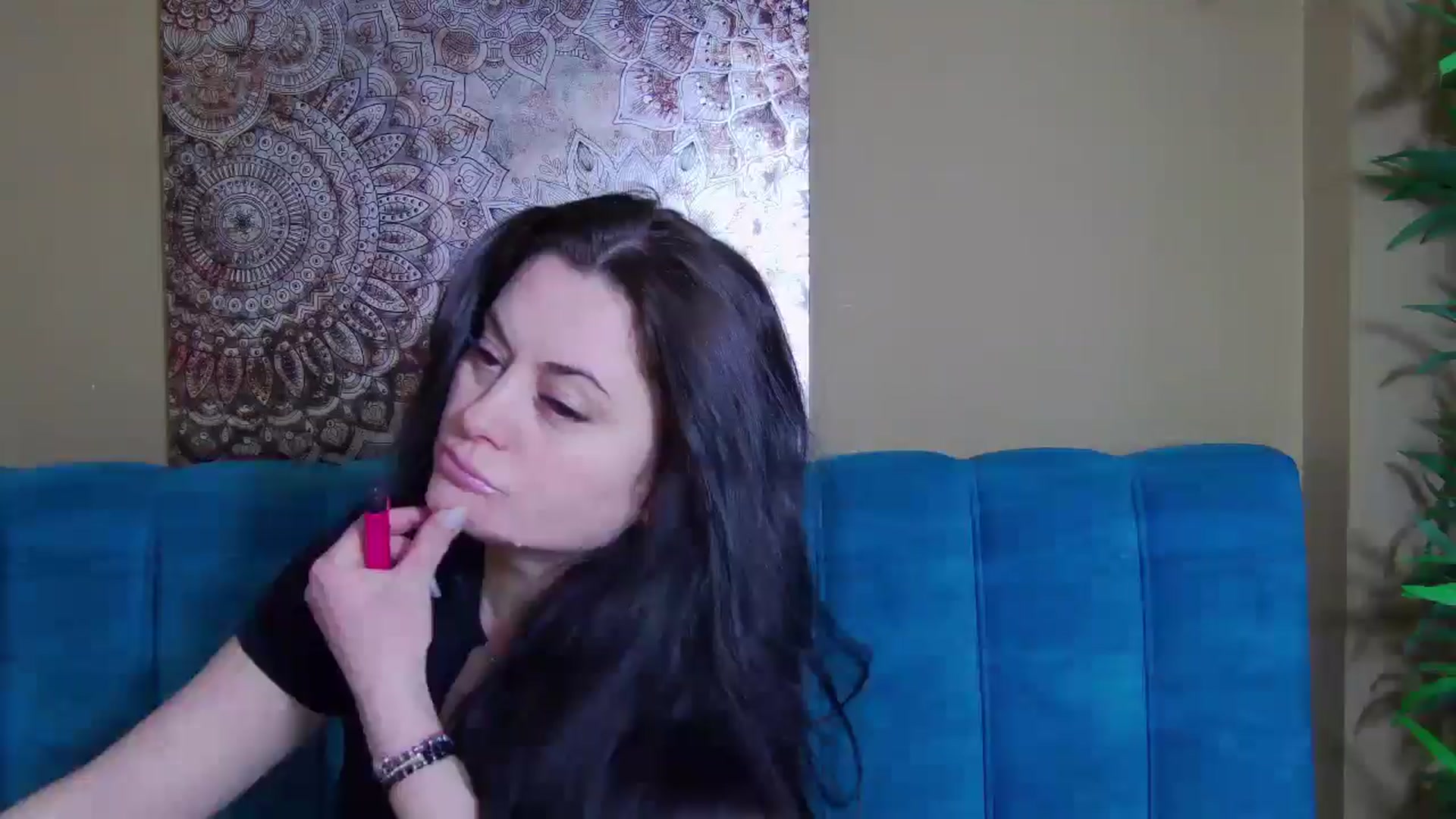 Gallery image thumbnail from ForeverChic's myfreecams stream on, 04/01/2026, 13:39 image 17 of 20