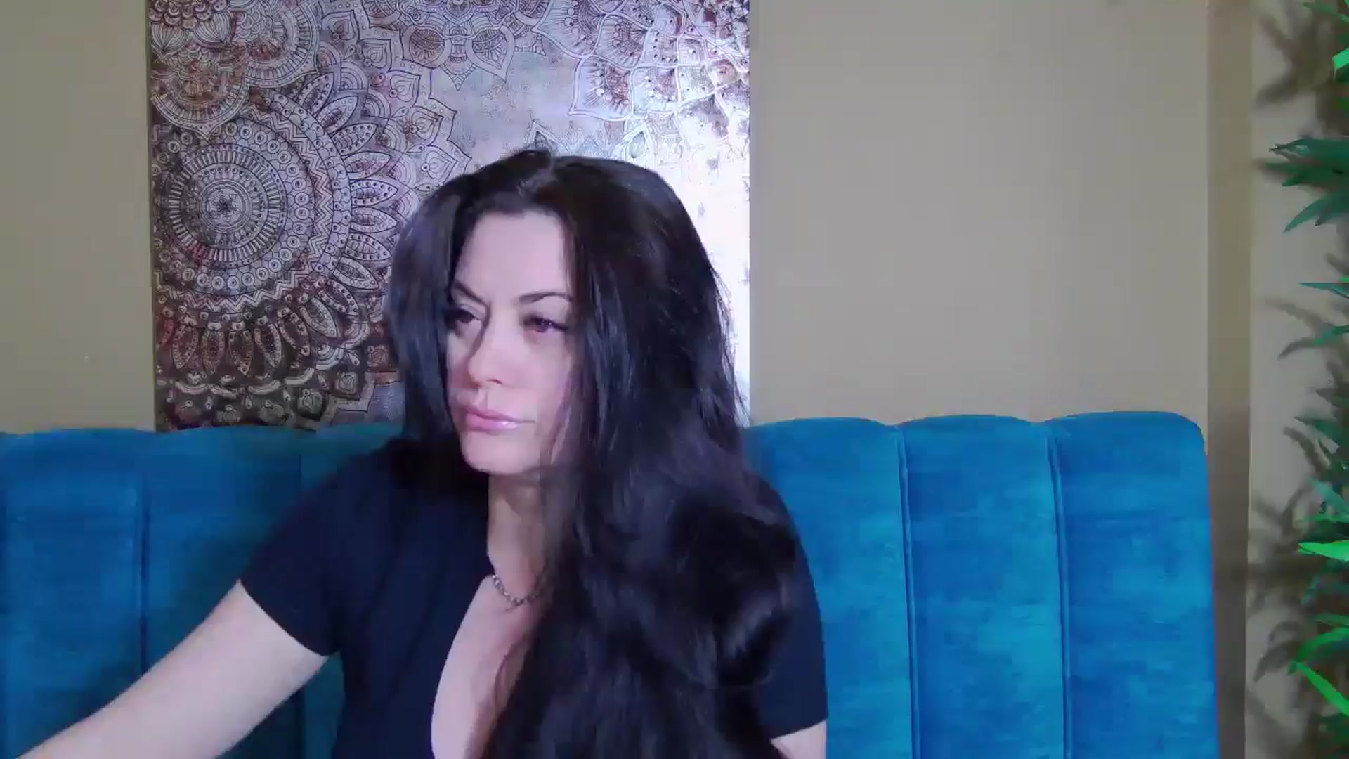 Gallery image thumbnail from ForeverChic's myfreecams stream on, 04/01/2026, 13:39 image 15 of 20