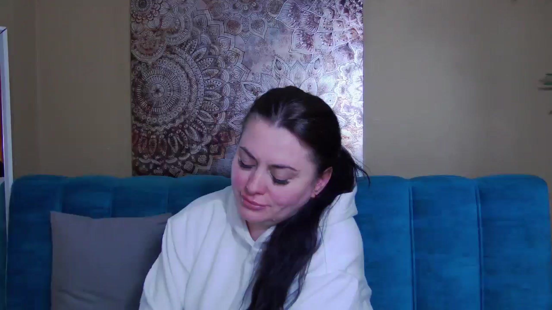 Gallery image thumbnail from ForeverChic's myfreecams stream on, 04/15/2026, 11:00 image 7 of 20