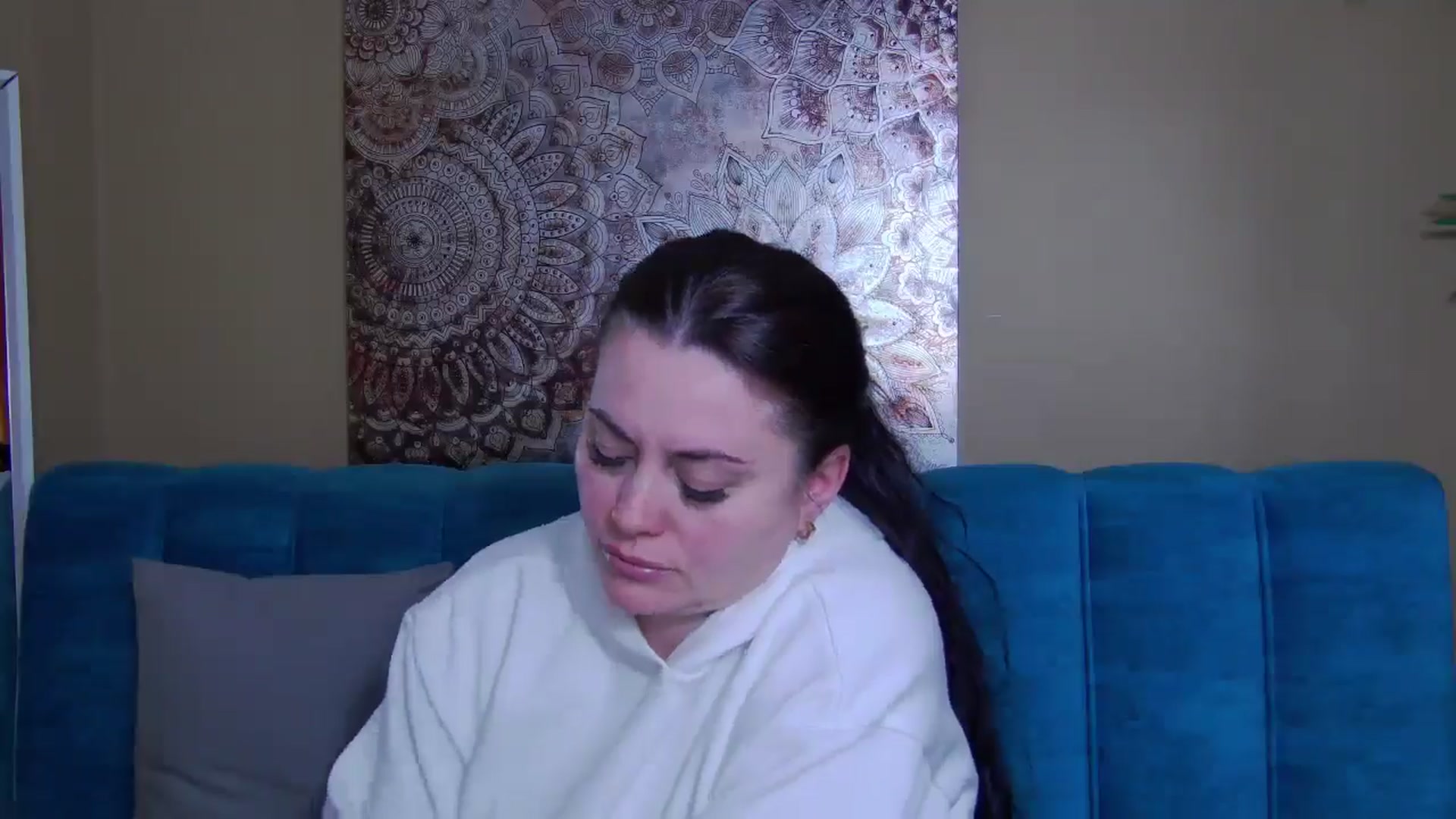 Gallery image thumbnail from ForeverChic's myfreecams stream on, 04/15/2026, 11:00 image 6 of 20