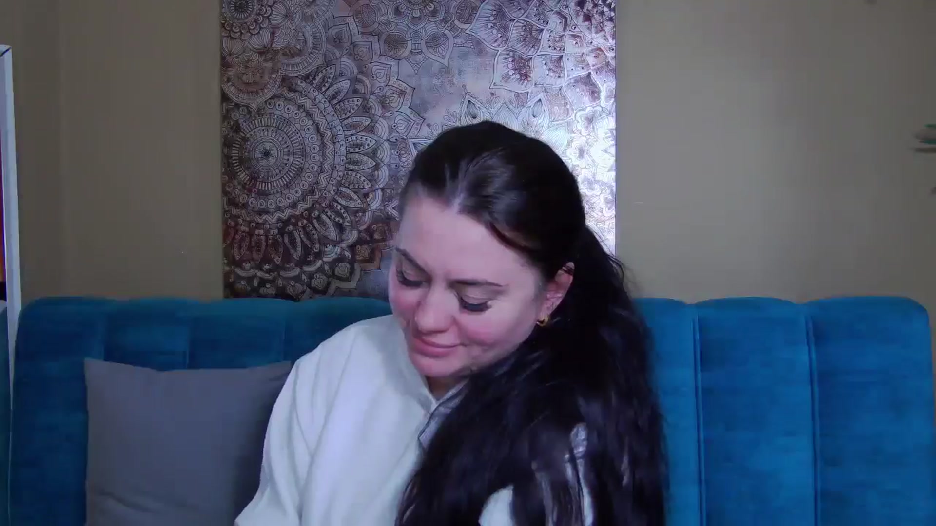 Gallery image thumbnail from ForeverChic's myfreecams stream on, 04/15/2026, 11:00 image 20 of 20