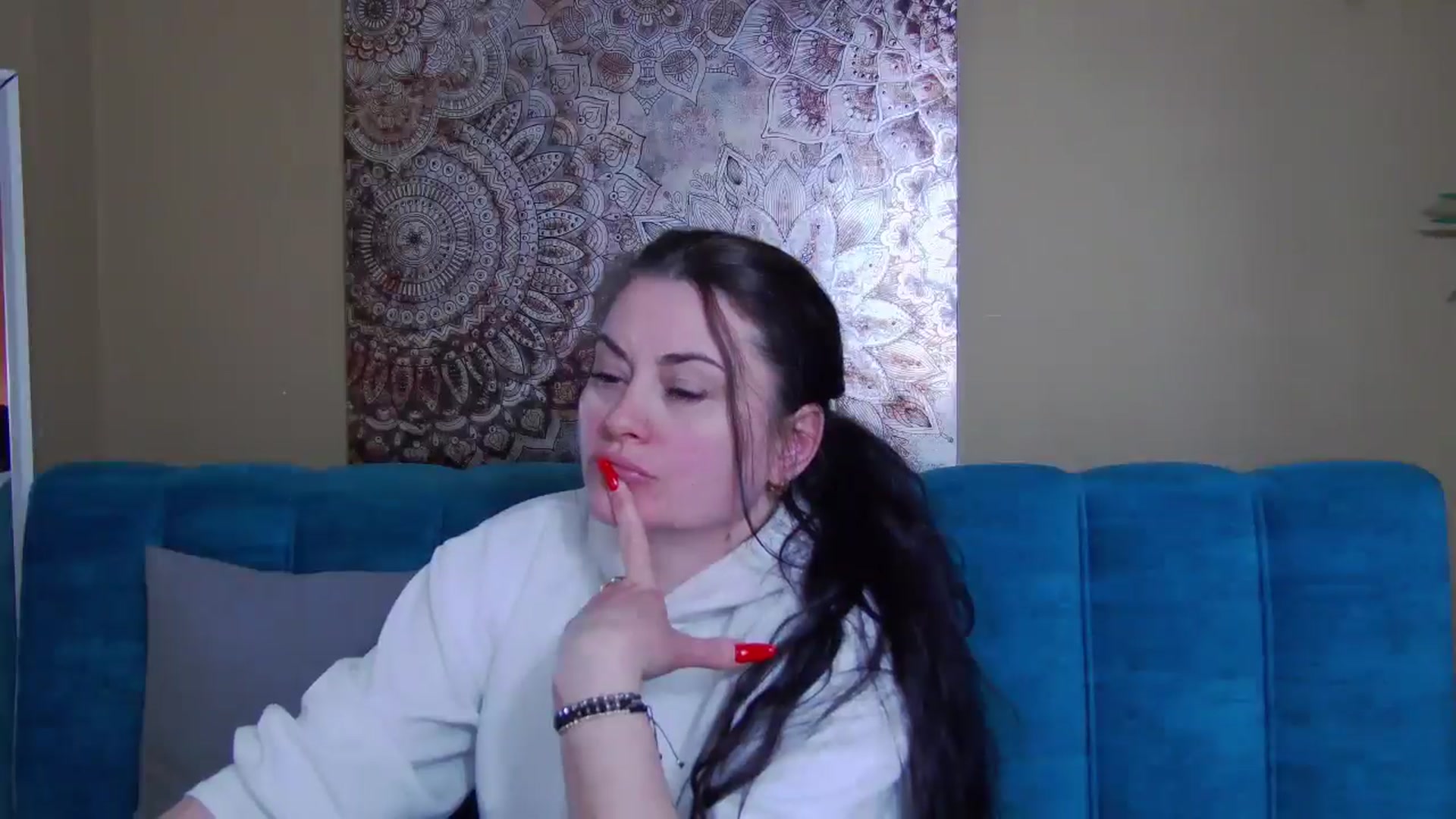 Gallery image thumbnail from ForeverChic's myfreecams stream on, 04/15/2026, 11:36 image 2 of 20