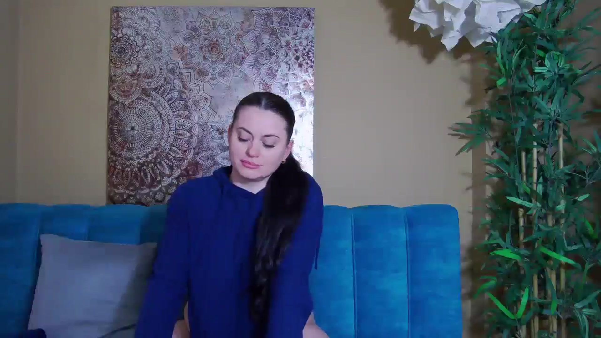 Gallery image thumbnail from ForeverChic's myfreecams stream on, 04/16/2026, 15:59 image 6 of 20