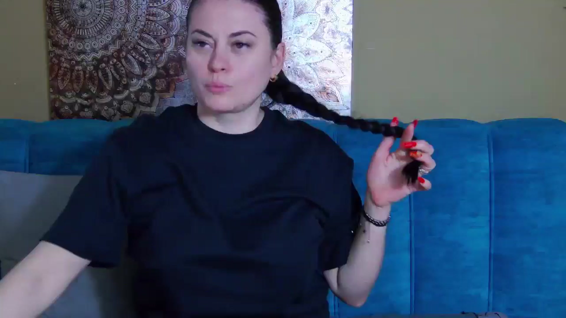 Gallery image thumbnail from ForeverChic's myfreecams stream on, 04/17/2026, 13:40 image 1 of 20