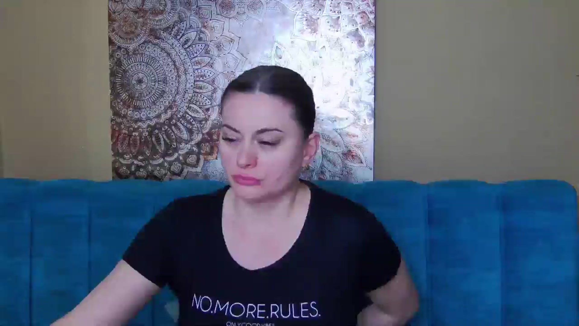 Gallery image thumbnail from ForeverChic's myfreecams stream on, 04/20/2026, 15:31 image 18 of 20
