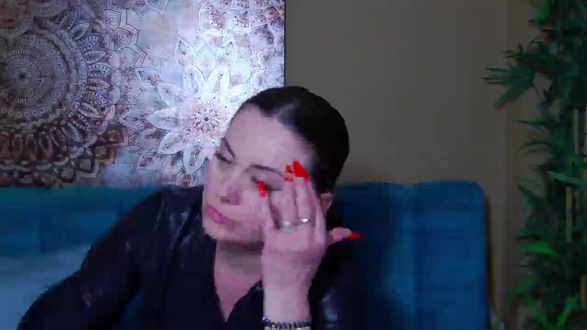 Gallery image thumbnail from ForeverChic's myfreecams stream on, 04/21/2026, 14:51 image 17 of 20