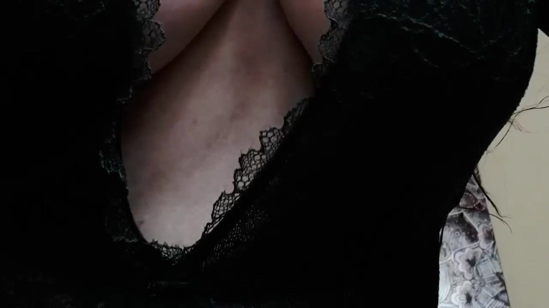 Gallery image thumbnail from ForeverChic's myfreecams stream on, 04/23/2026, 08:34 image 19 of 20