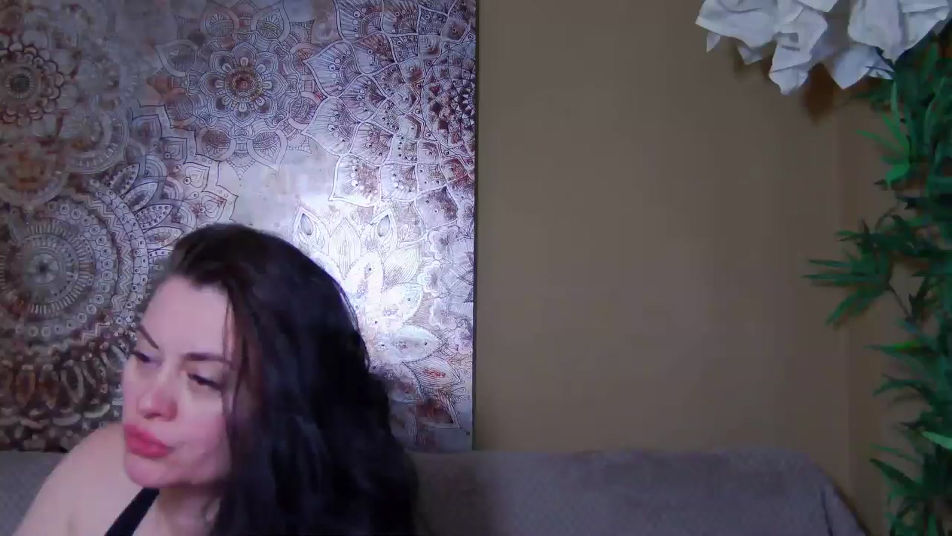 Gallery image thumbnail from ForeverChic's myfreecams stream on, 04/24/2026, 10:58 image 3 of 20