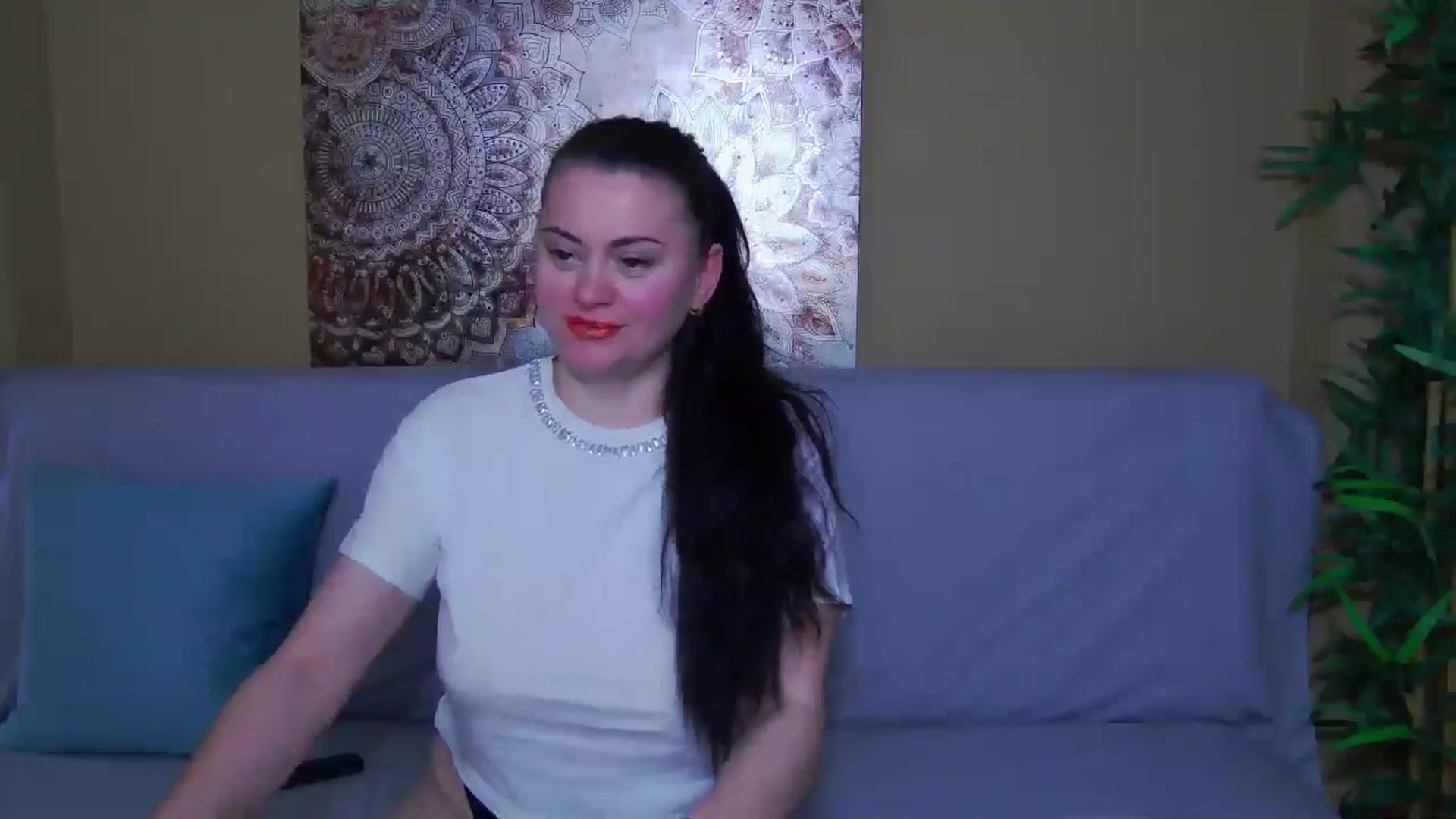 Gallery image thumbnail from ForeverChic's myfreecams stream on, 04/29/2026, 09:07 image 15 of 20