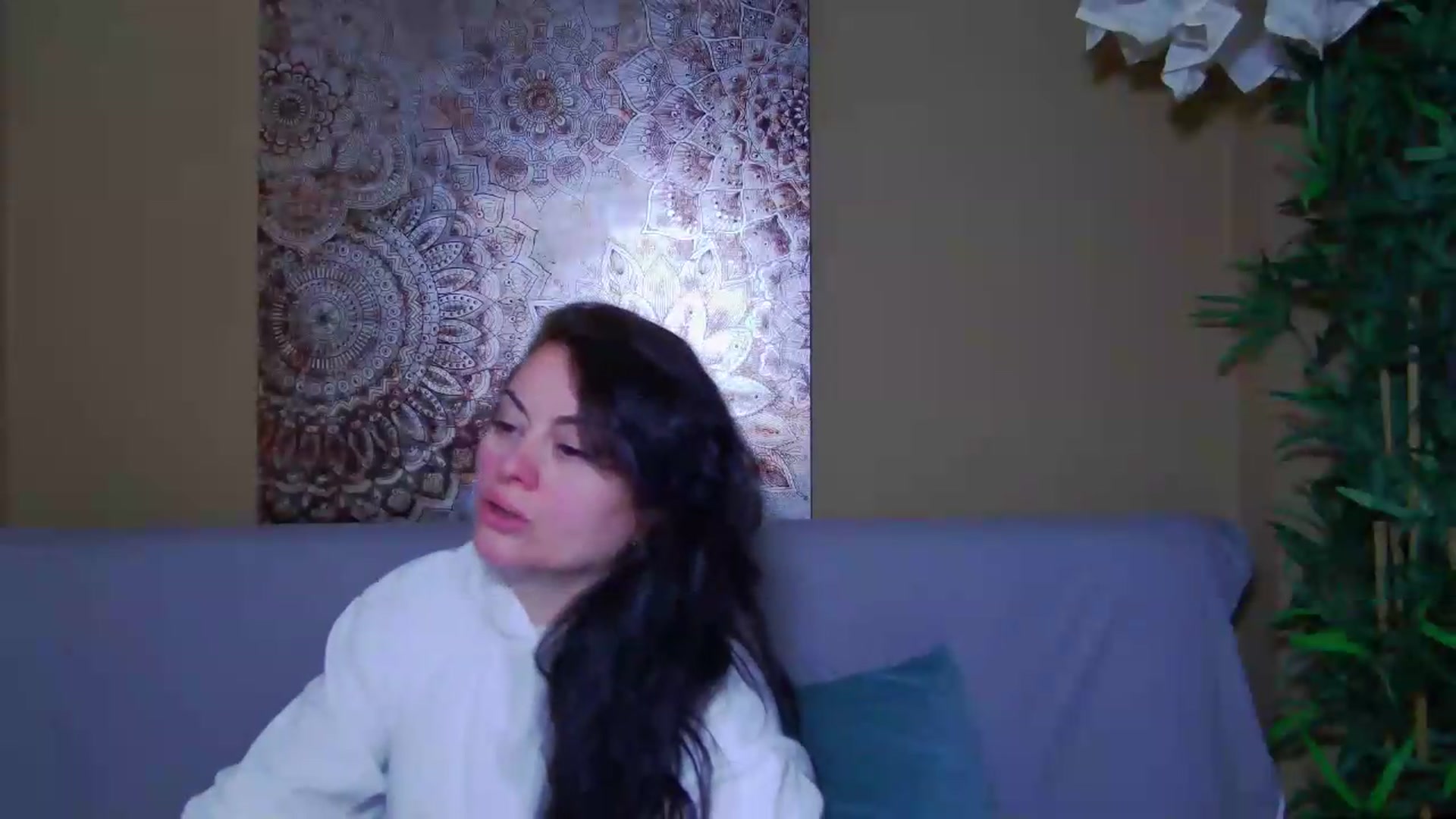 Gallery image thumbnail from ForeverChic's myfreecams stream on, 04/30/2026, 08:16 image 6 of 20