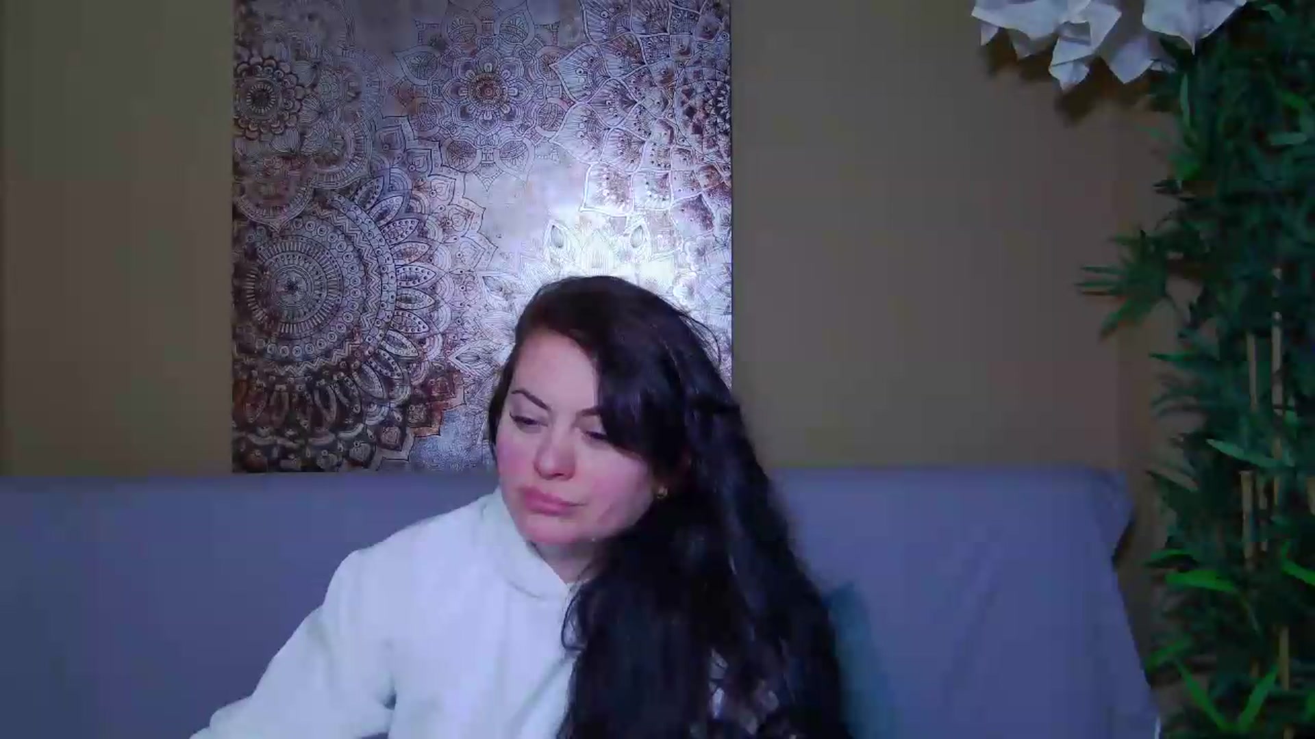 Gallery image thumbnail from ForeverChic's myfreecams stream on, 04/30/2026, 08:16 image 18 of 20
