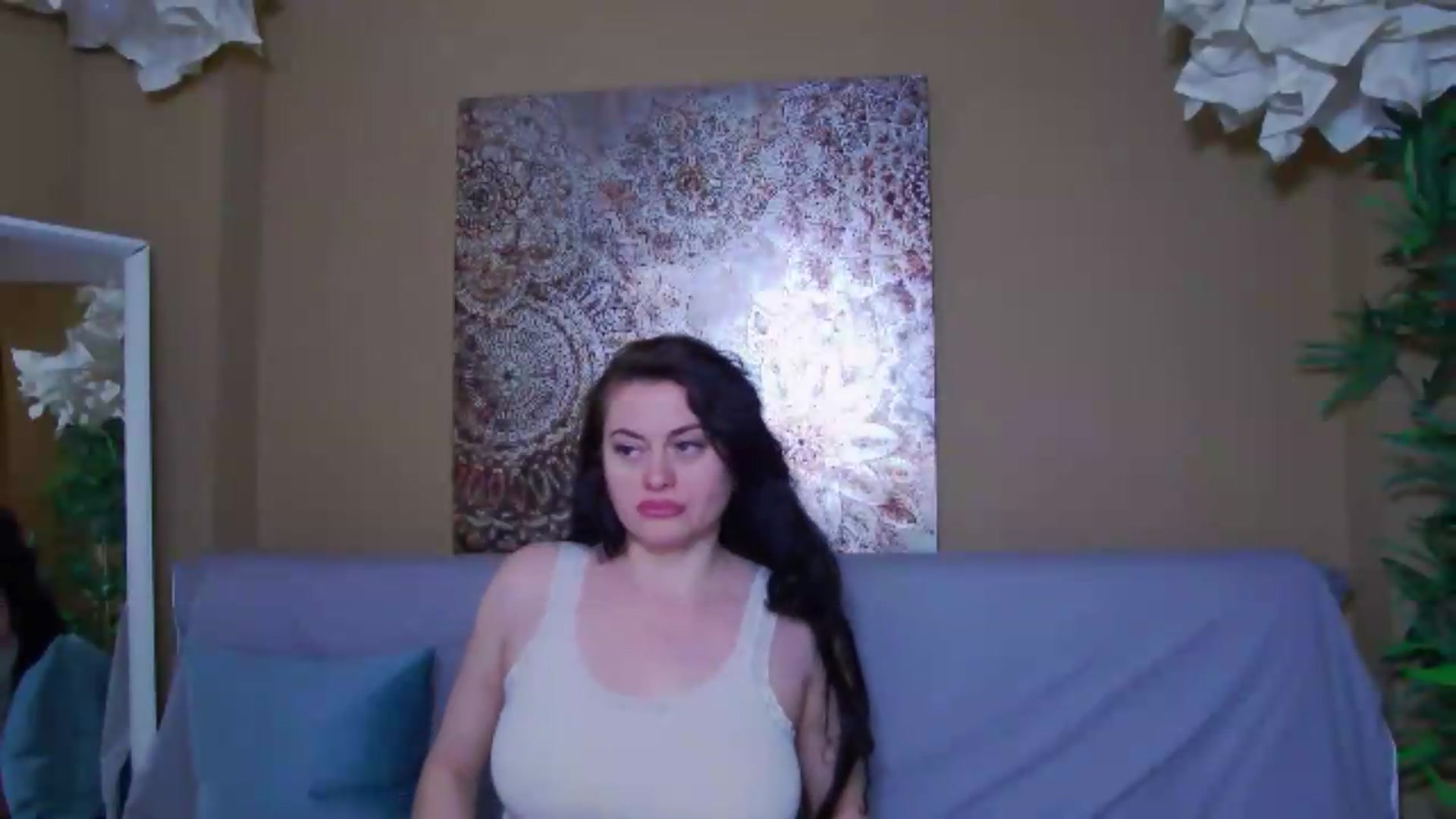 Gallery image thumbnail from ForeverChic's myfreecams stream on, 05/01/2026, 07:57 image 6 of 20