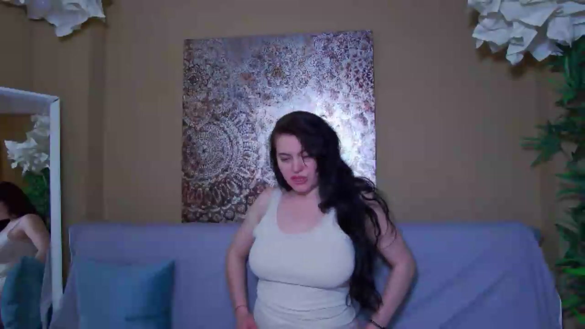 Gallery image thumbnail from ForeverChic's myfreecams stream on, 05/01/2026, 07:57 image 3 of 20