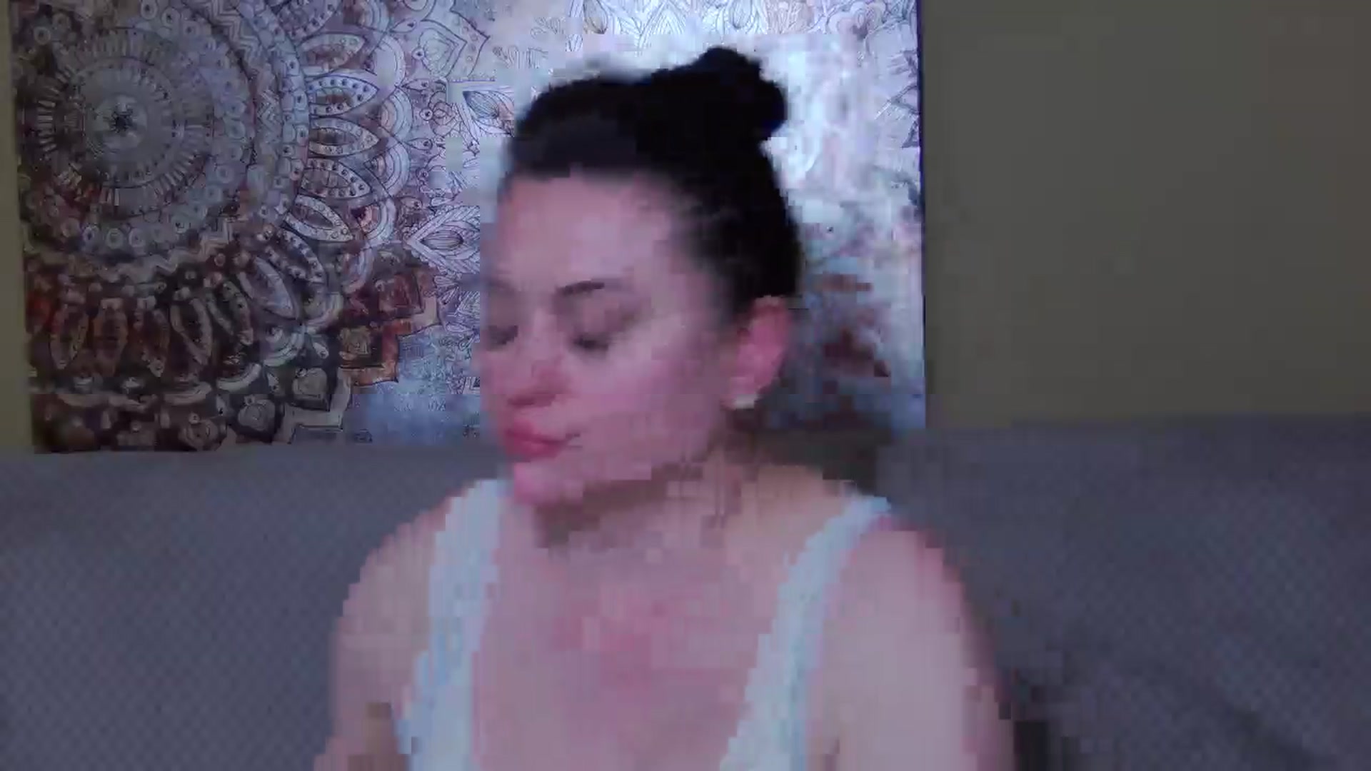 Gallery image thumbnail from ForeverChic's myfreecams stream on, 05/05/2026, 12:33 image 10 of 20