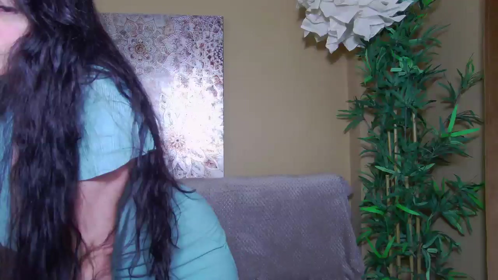 Gallery image thumbnail from ForeverChic's myfreecams stream on, 05/08/2026, 08:37 image 1 of 20