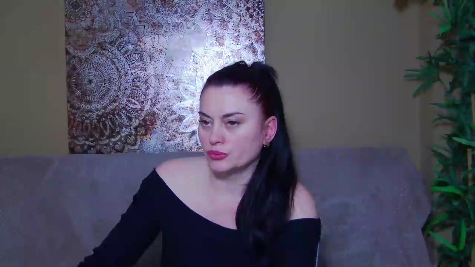 Gallery image thumbnail from ForeverChic's myfreecams stream on, 05/13/2026, 09:35 image 17 of 20