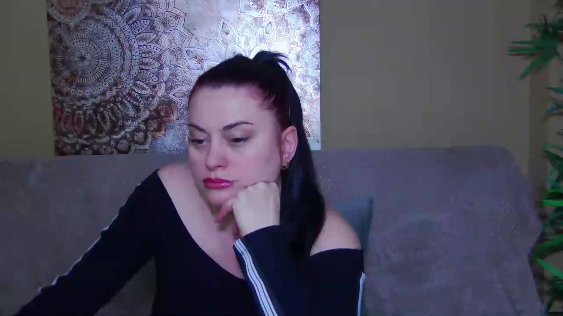 Gallery image thumbnail from ForeverChic's myfreecams stream on, 05/13/2026, 09:35 image 4 of 20