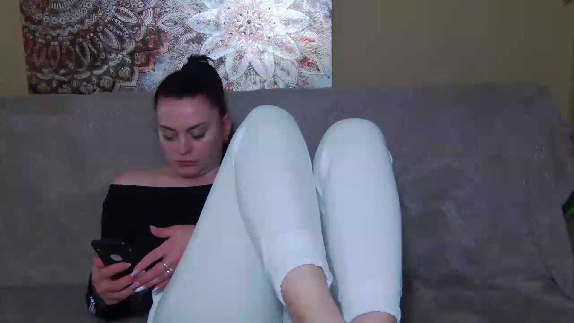 Gallery image thumbnail from ForeverChic's myfreecams stream on, 05/13/2026, 11:24 image 11 of 20
