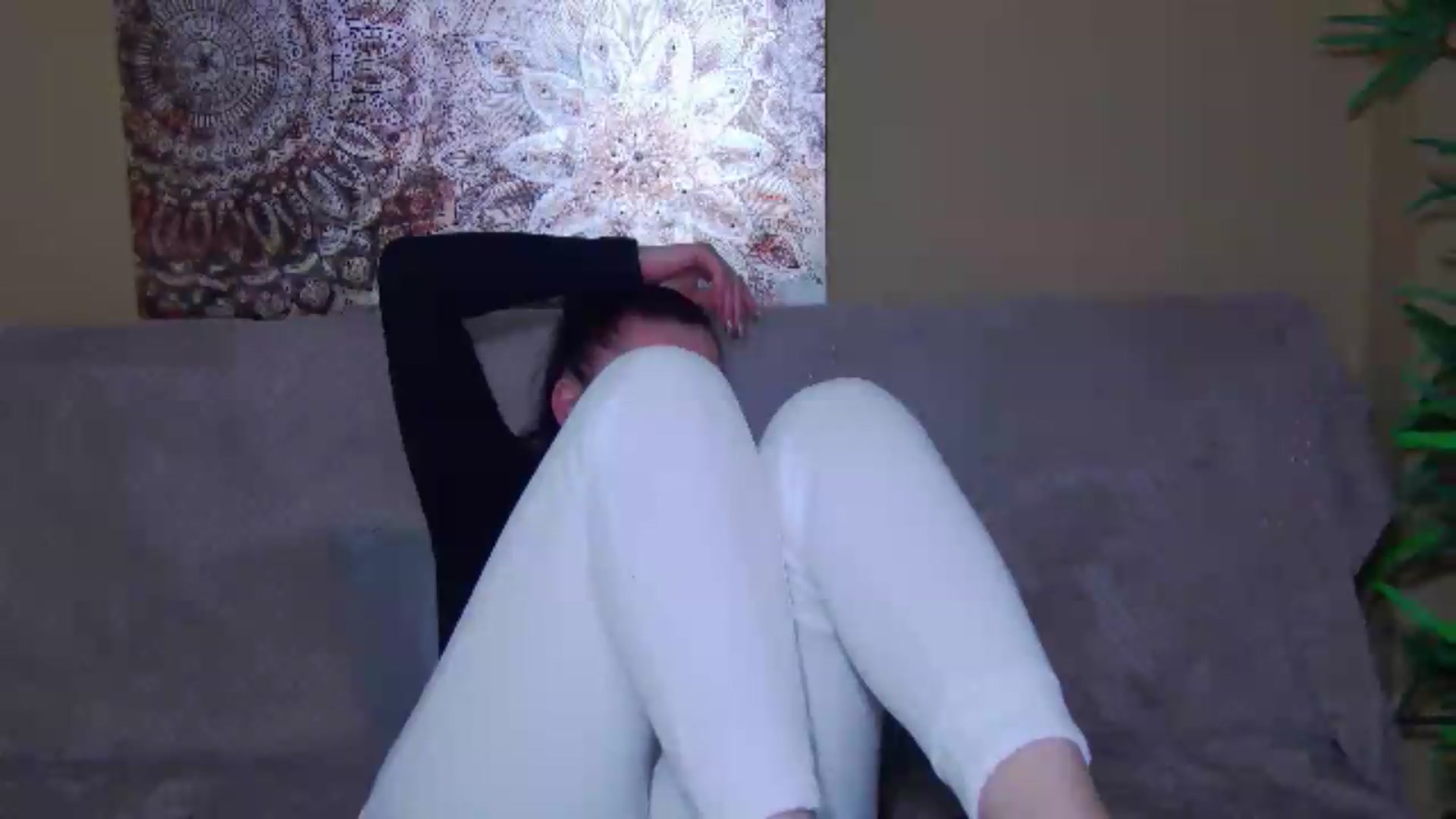 Gallery image thumbnail from ForeverChic's myfreecams stream on, 05/13/2026, 13:04 image 17 of 20