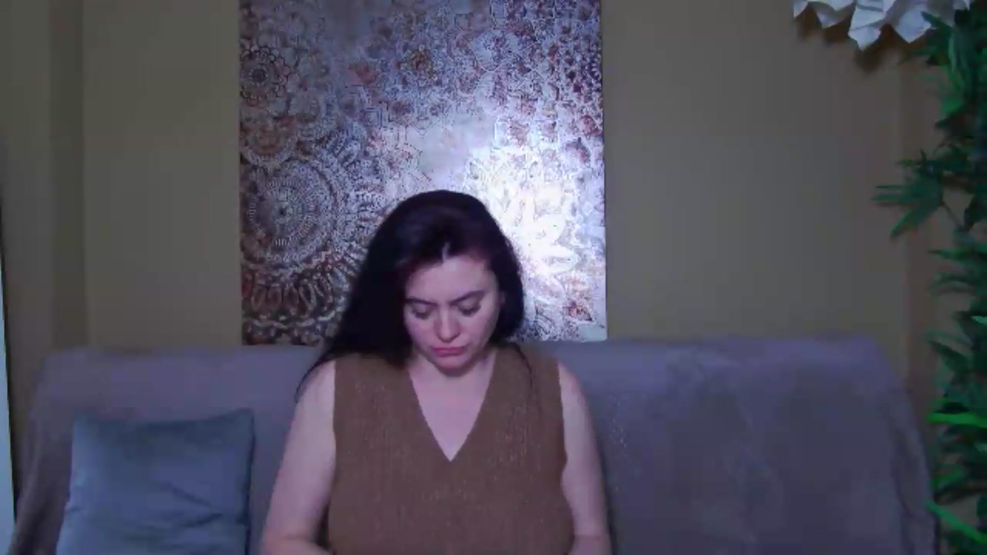 Gallery image thumbnail from ForeverChic's myfreecams stream on, 05/14/2026, 13:19 image 15 of 20