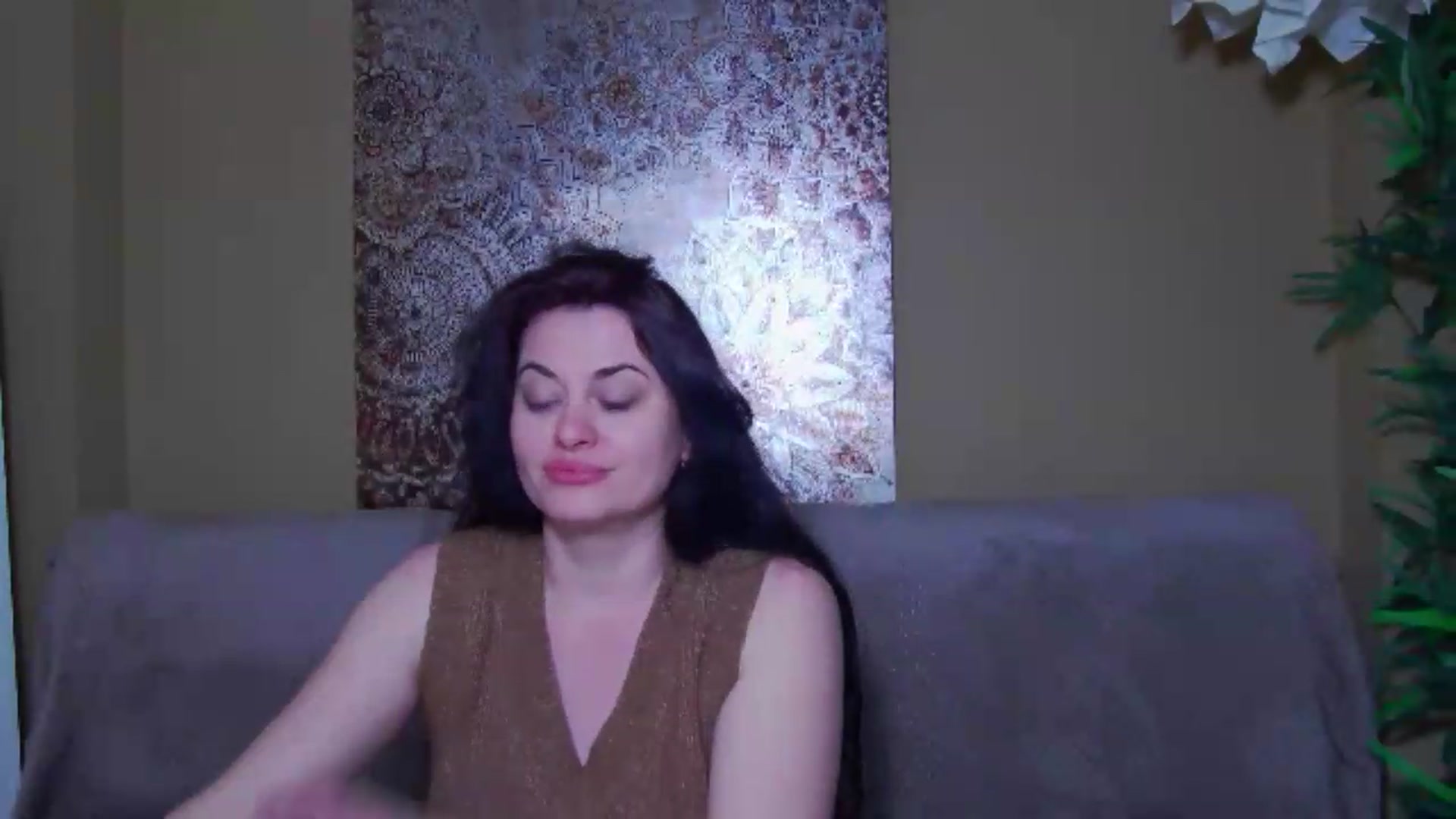 Gallery image thumbnail from ForeverChic's myfreecams stream on, 05/14/2026, 13:19 image 20 of 20