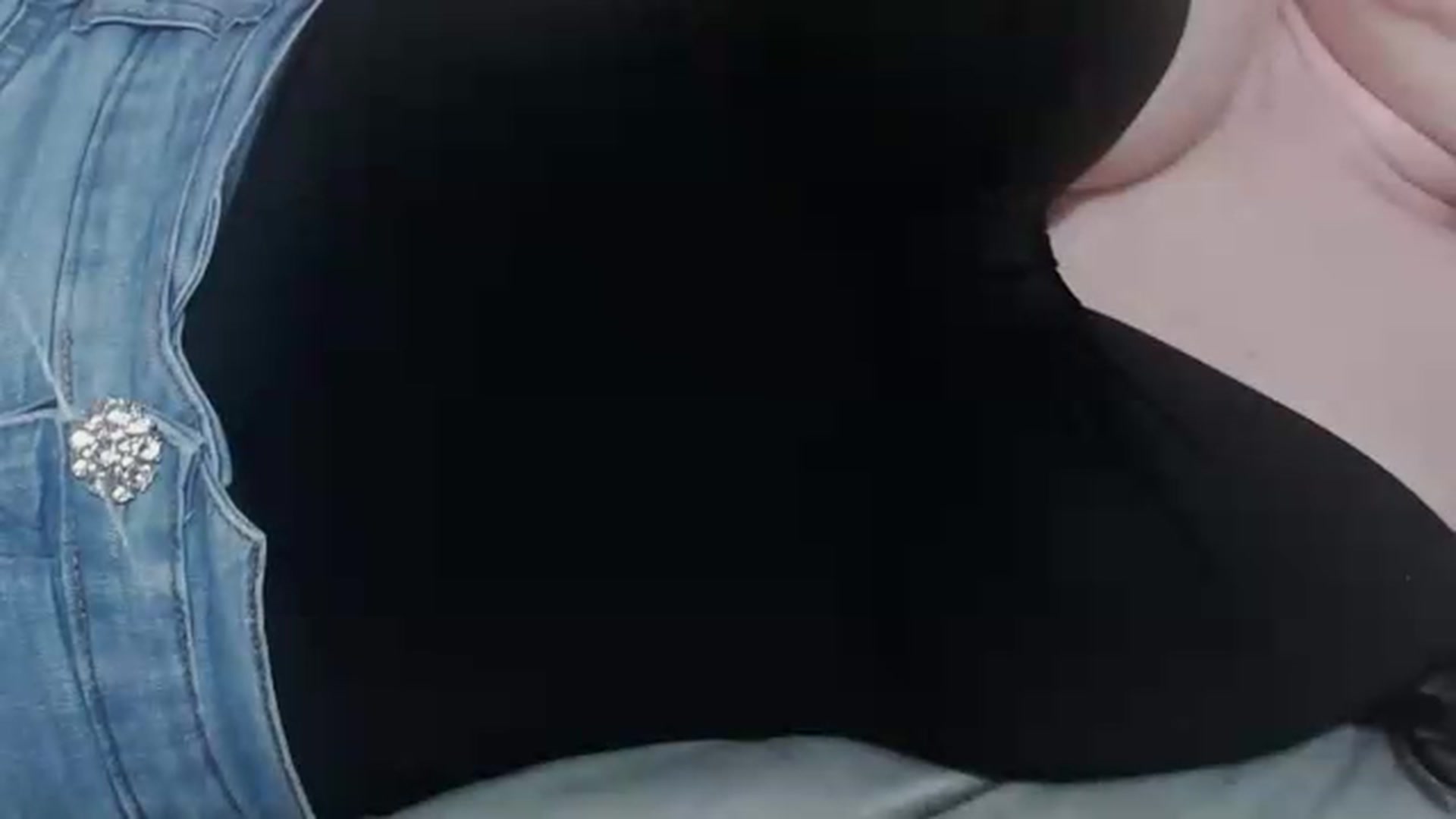 Gallery image thumbnail from ForeverChic's myfreecams stream on, 05/15/2026, 11:23 image 15 of 20
