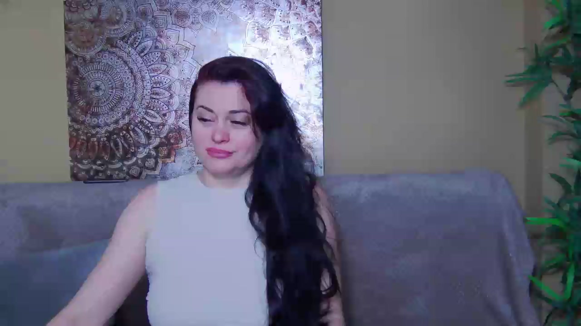 Gallery image thumbnail from ForeverChic's myfreecams stream on, 05/18/2026, 08:38 image 12 of 20